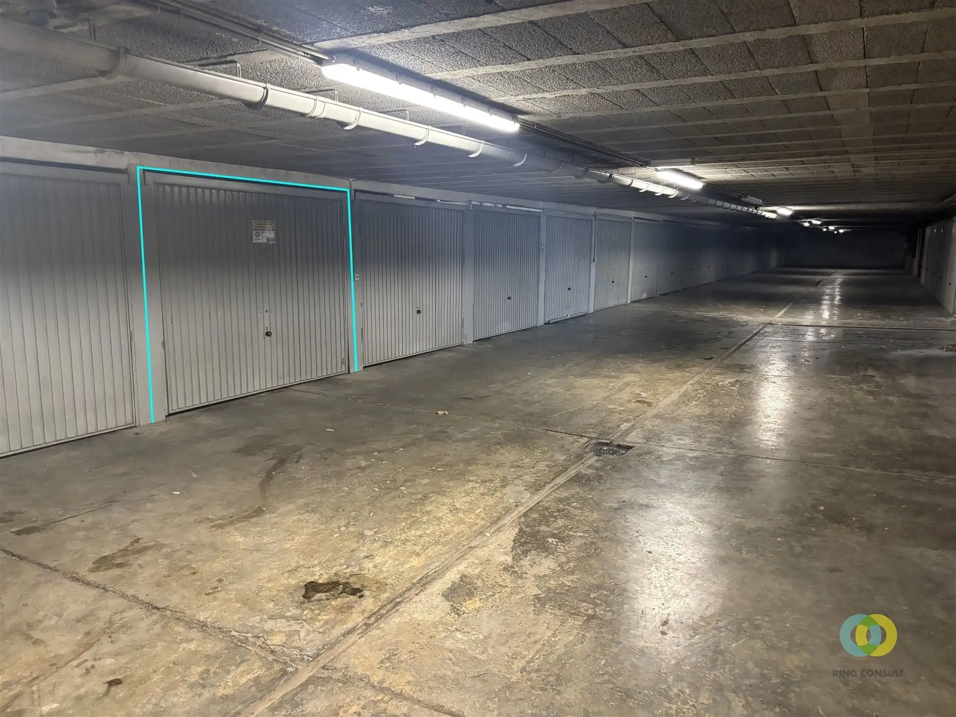 Gesloten garagebox foto 4