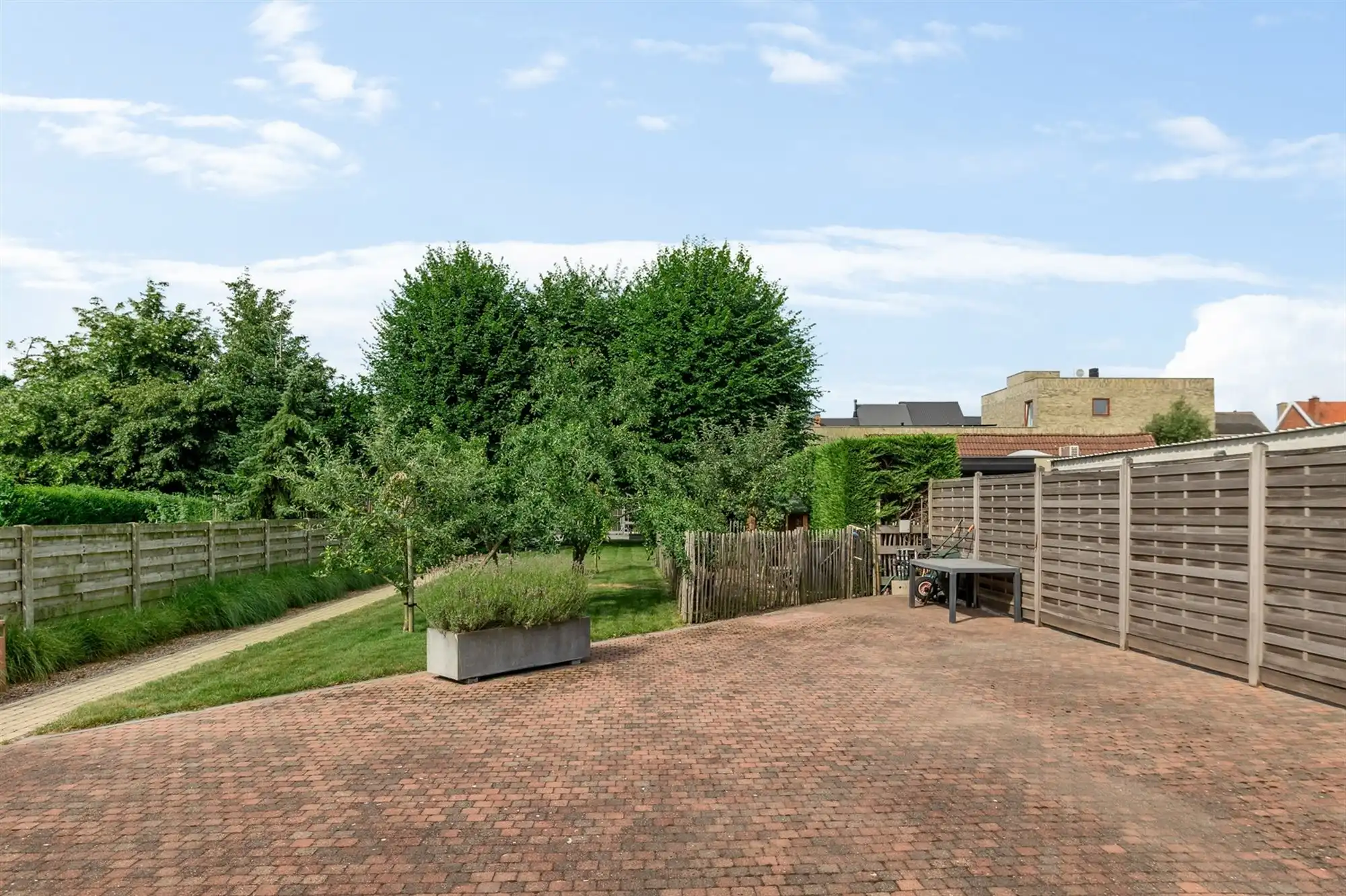 Verrassend ruime halfopen woning met 3 SLPK en bureel te Sint-Katelijne-Waver foto 17