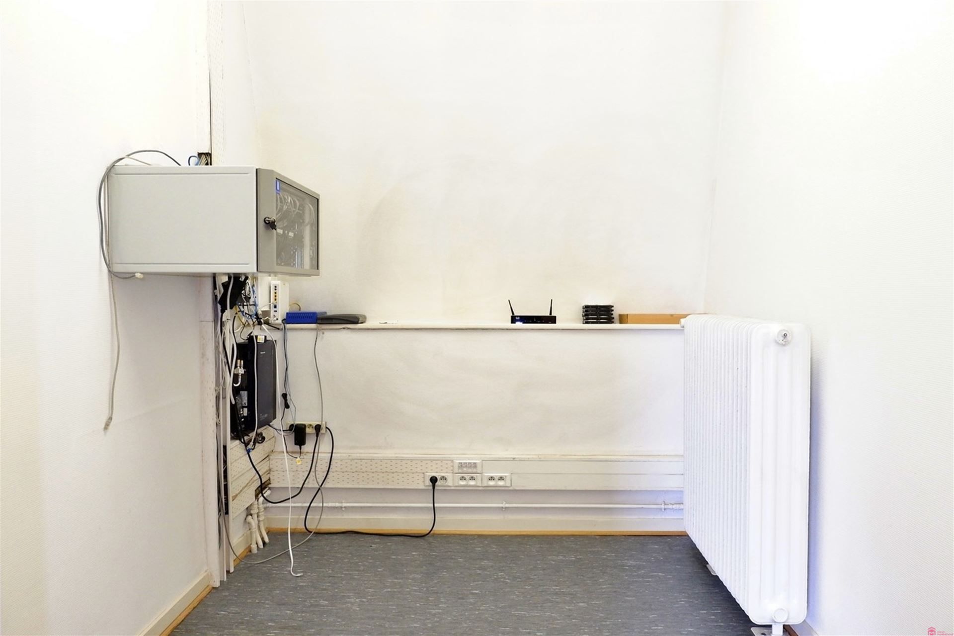 kantoorgebouw foto 18