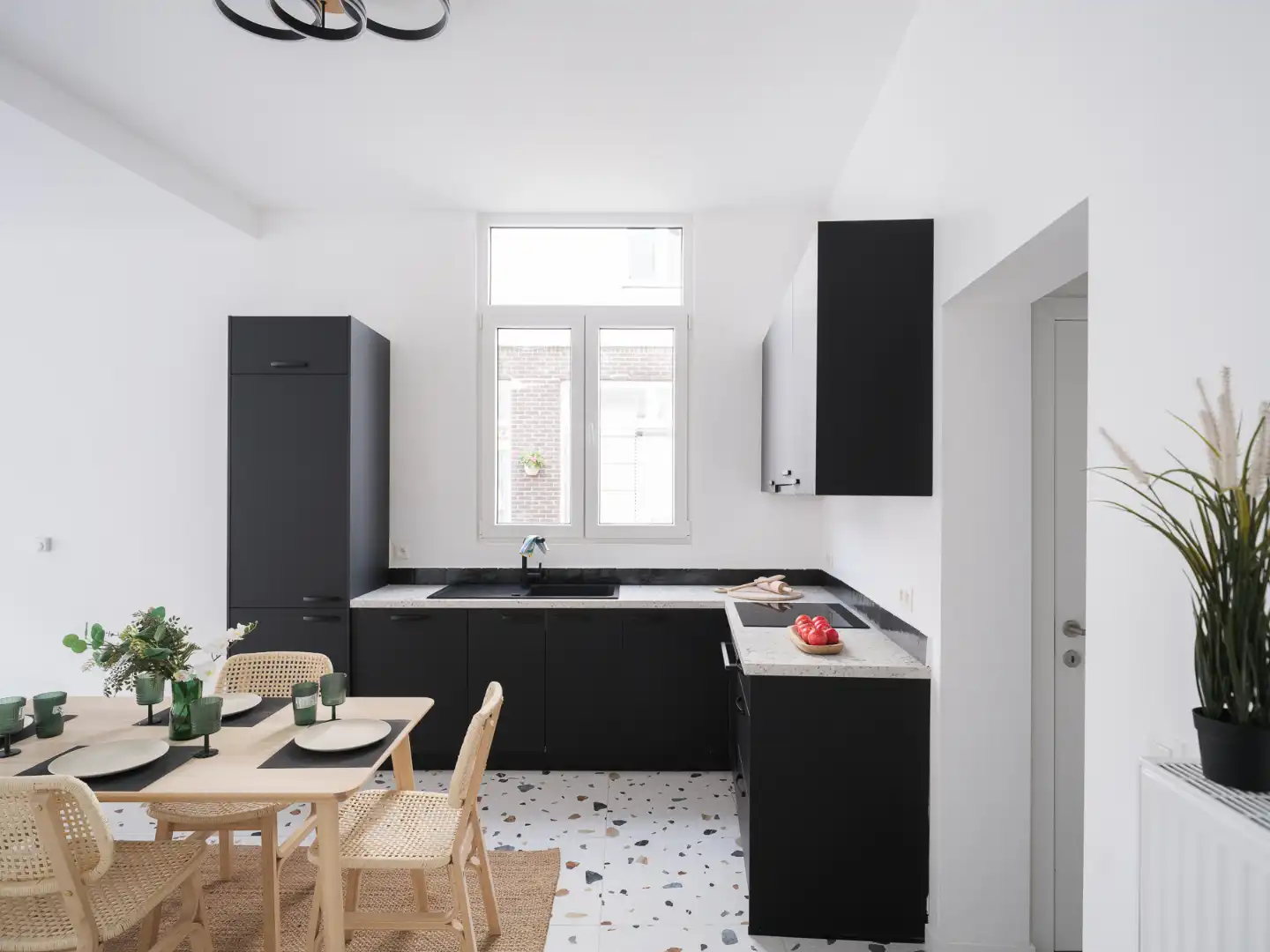 Gerenoveerde woning met drie slaapkamers aan de rand van Gent foto 3
