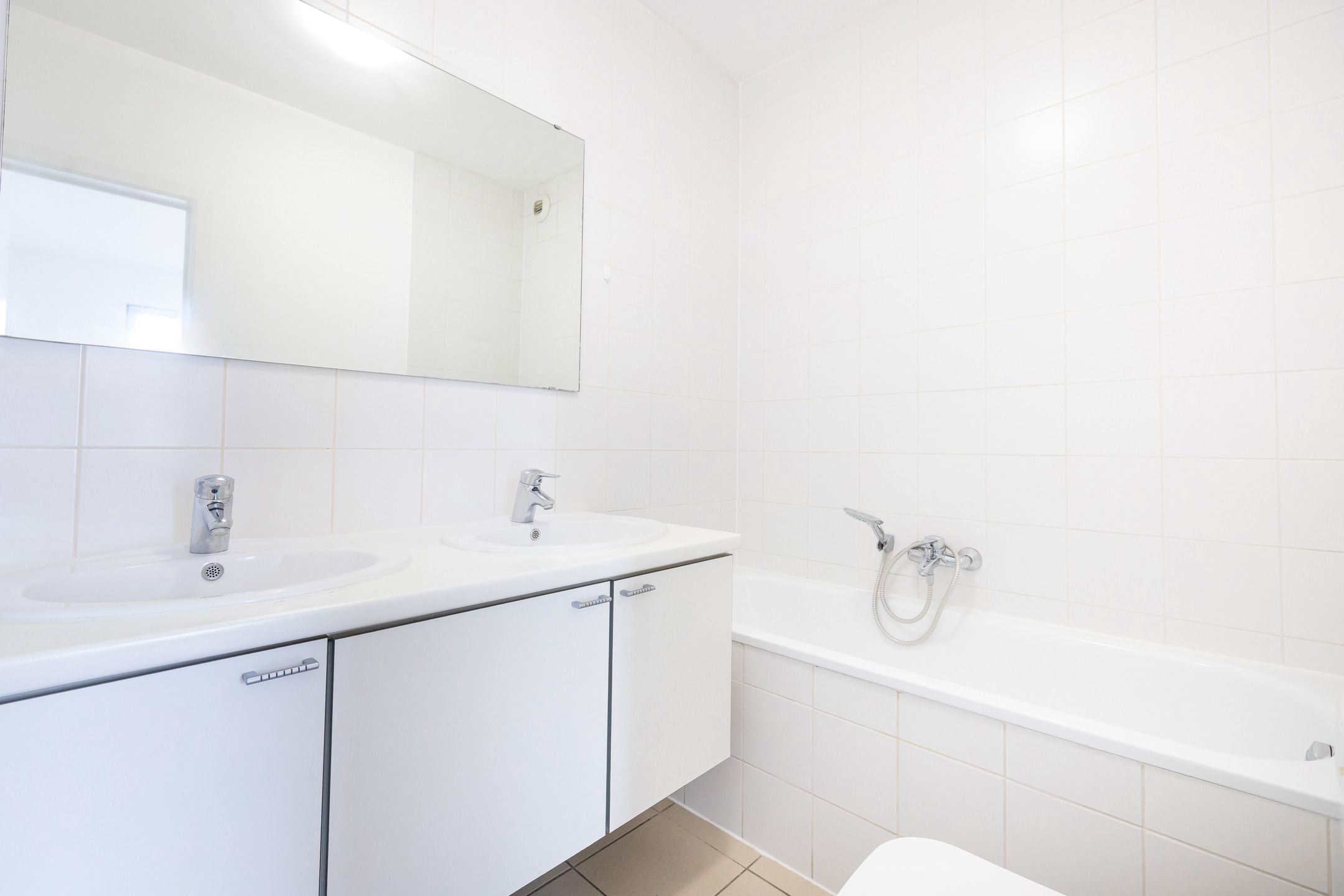 Appartement met 2 slaapkamers + P foto 13