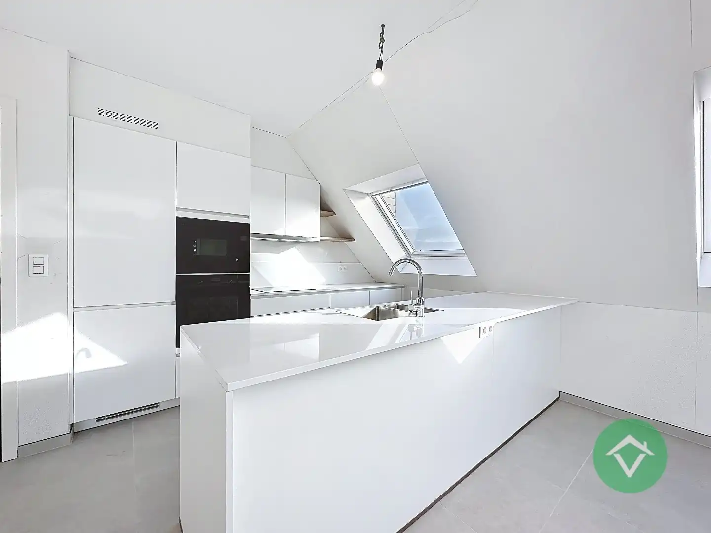 Nieuwbouwappartement met 2 slaapkamers en 1 terras in centrum Koekelare  foto 8