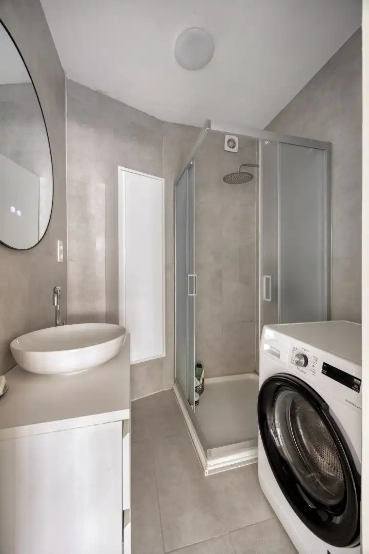 Vernieuwd en instapklaar appartement met 3 slaapkamers in Tongeren centrum foto 20