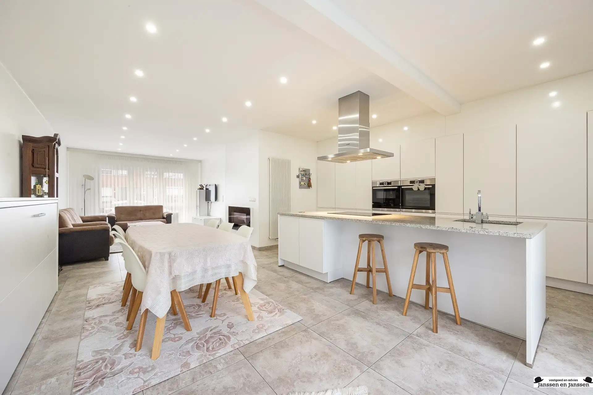 Energiezuinige woning op een top locatie in Merksem! foto 9