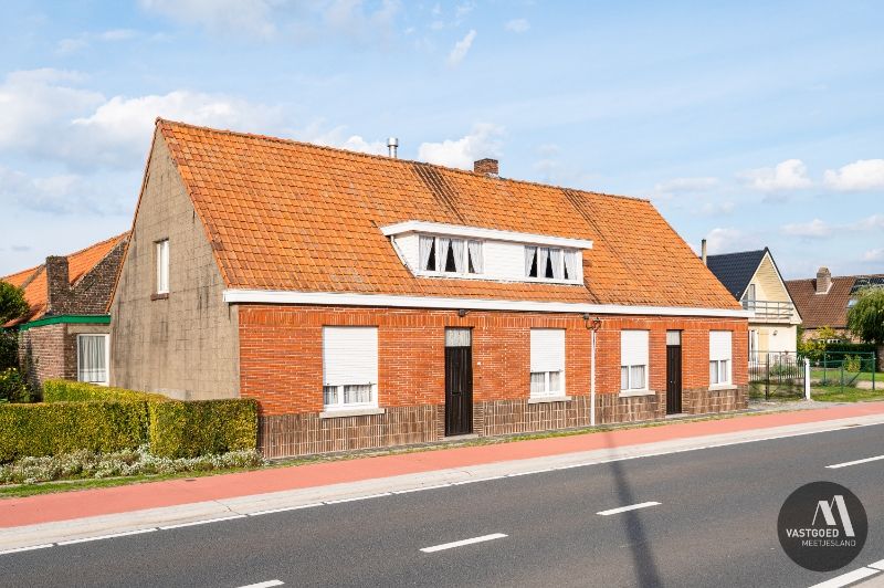 Hoeve & bouwgrond & weide & stallingen...op 2.2 hectare foto 23