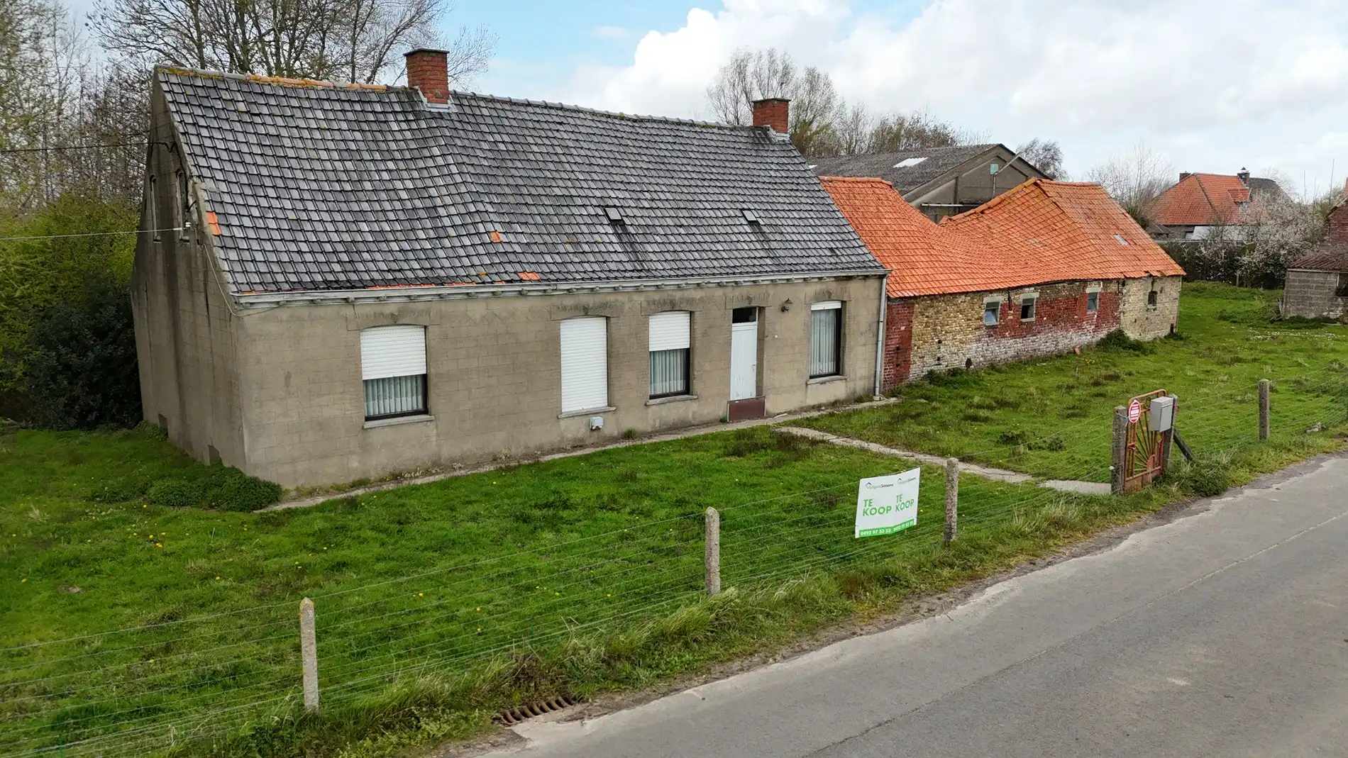 Rustig gelegen alleenstaande woning met loods en schuur te Kortemark  foto 5