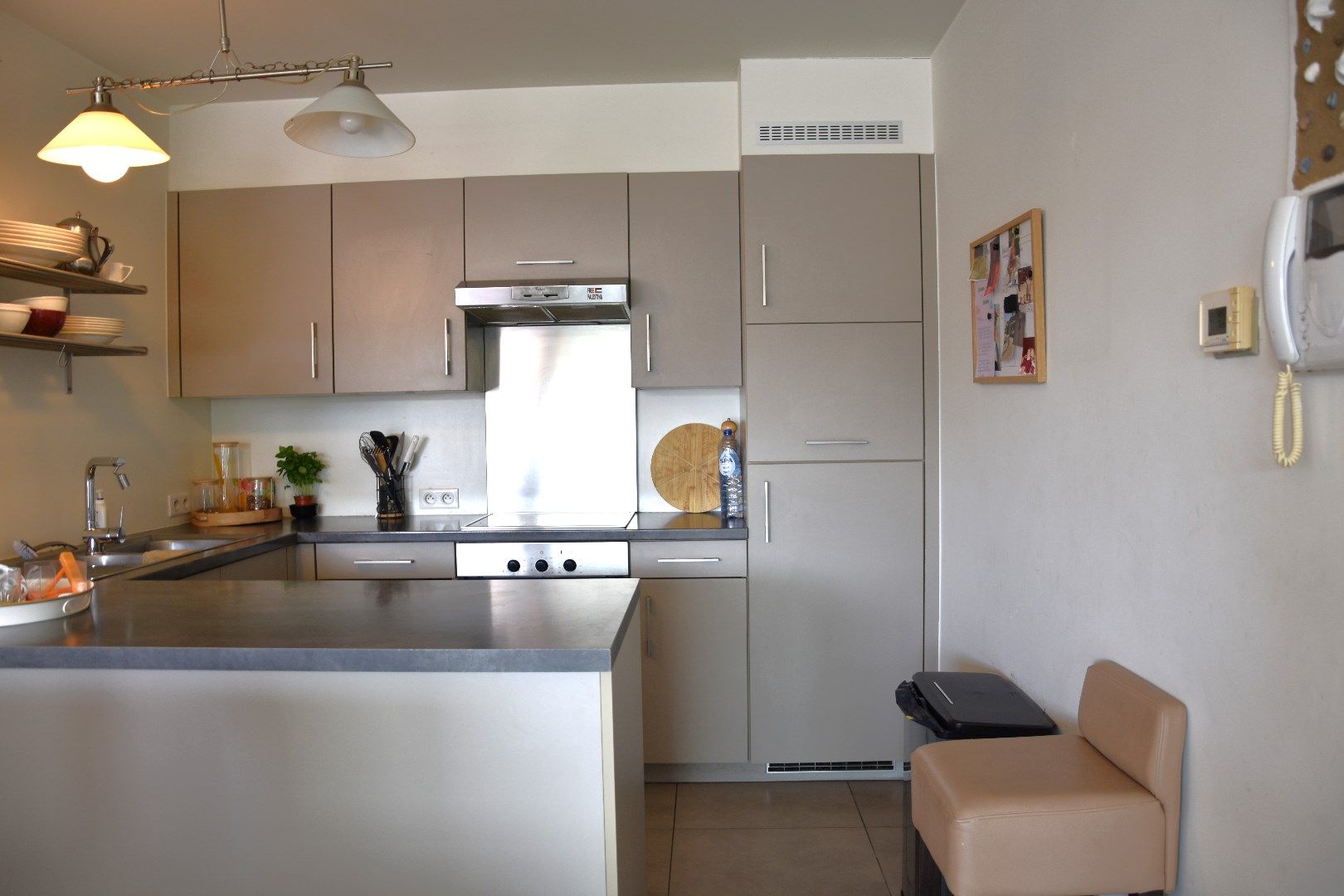 mooi onderhouden 2 slaapkamer appartement foto 5
