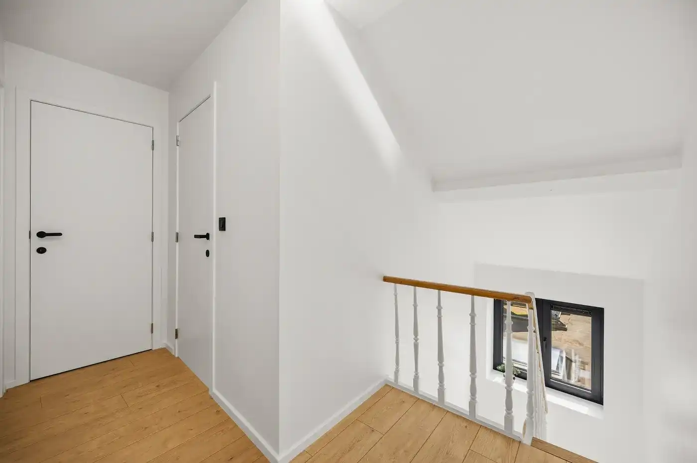 Modern gerenoveerde halfopen woning met 5 slaapkamers, tuin en garage in Tienen foto 20