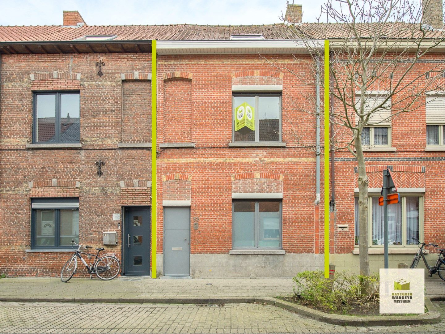 Instapklare woning met 3 slpk en tuin/terras vlakbij de Brugse binnenstad te Assebroek foto 2