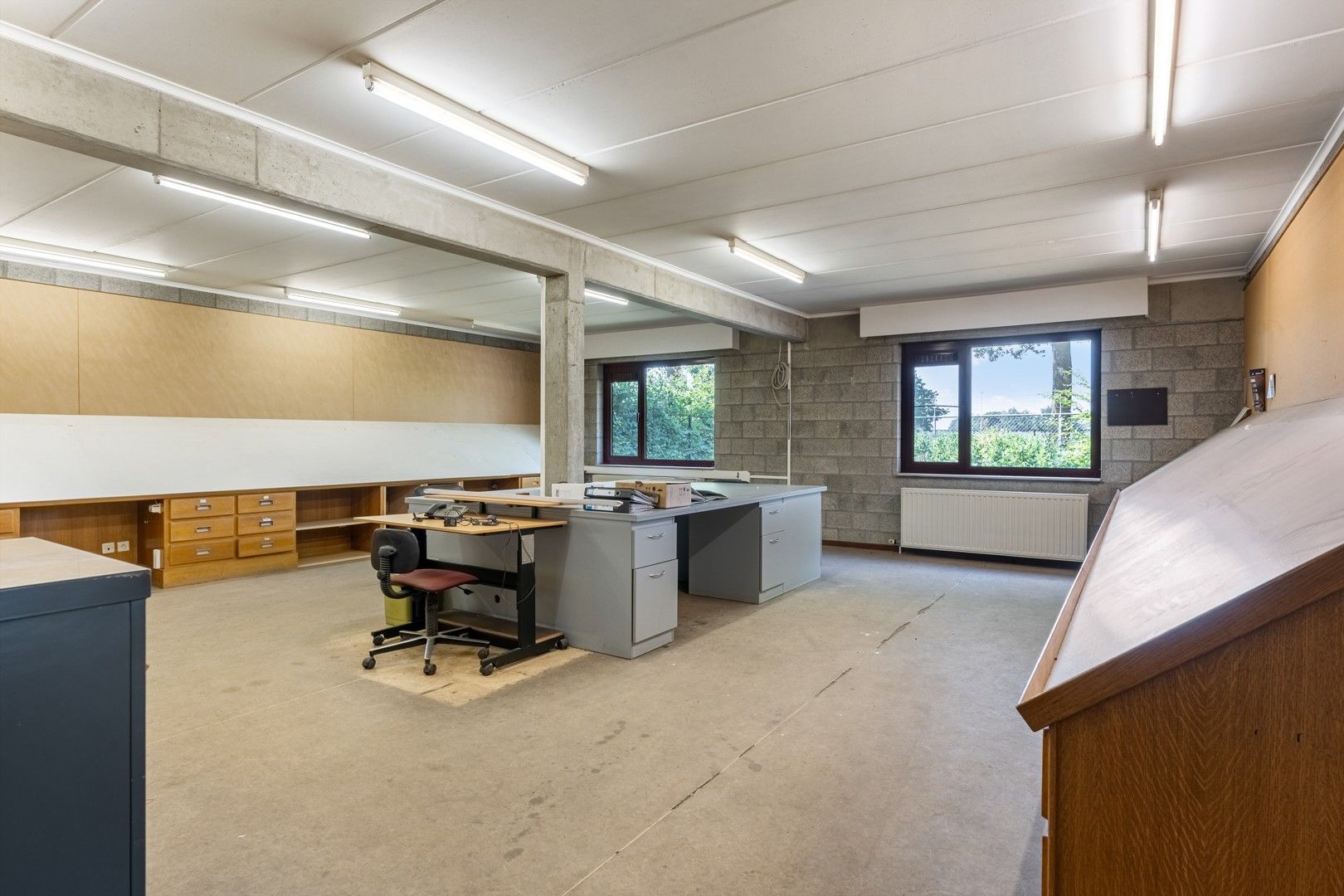 Bedrijfsgebouw met woonst te huur foto 8