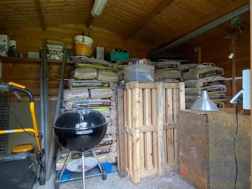Huis met twee slaapkamers, verschillende staanplaatsen en tuin te huur in Ingelmunster foto 18