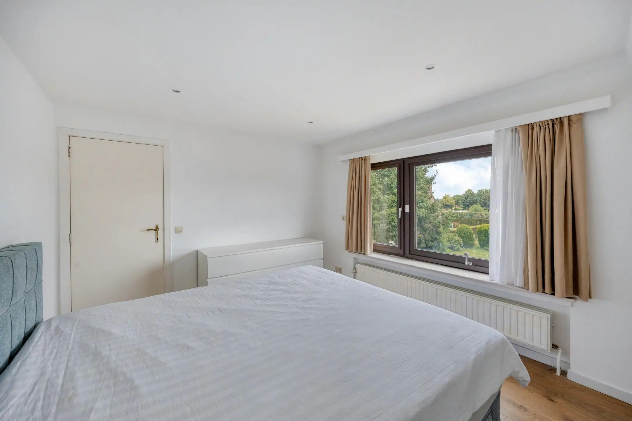 Vrijstaand huis met 3 kamers te koop in centrum Grimbergen foto 13