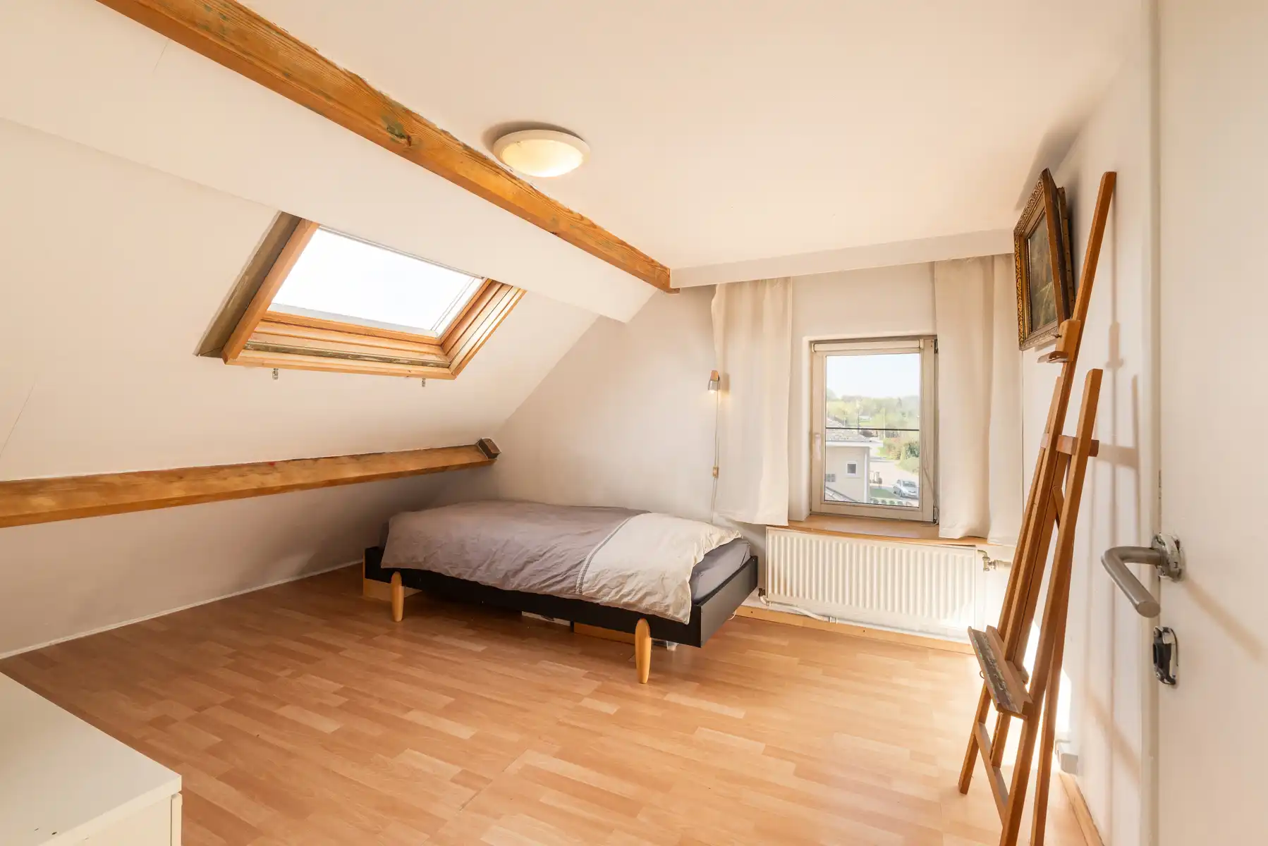 Woning met 4 slaapkamer, 2 badkamers en garage/atelier foto 23