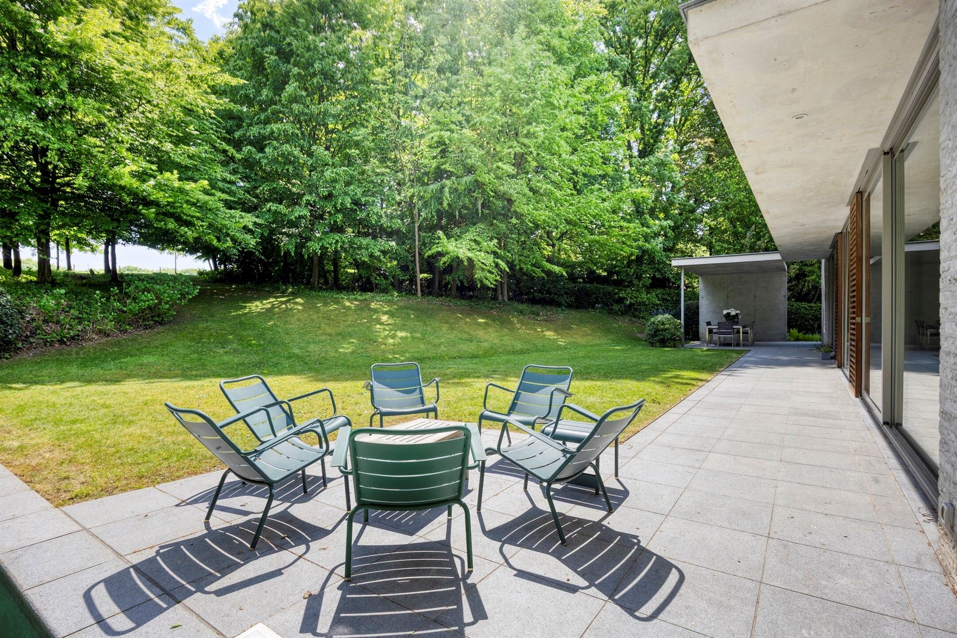 Prachtige moderne villa op ruim perceel foto 36