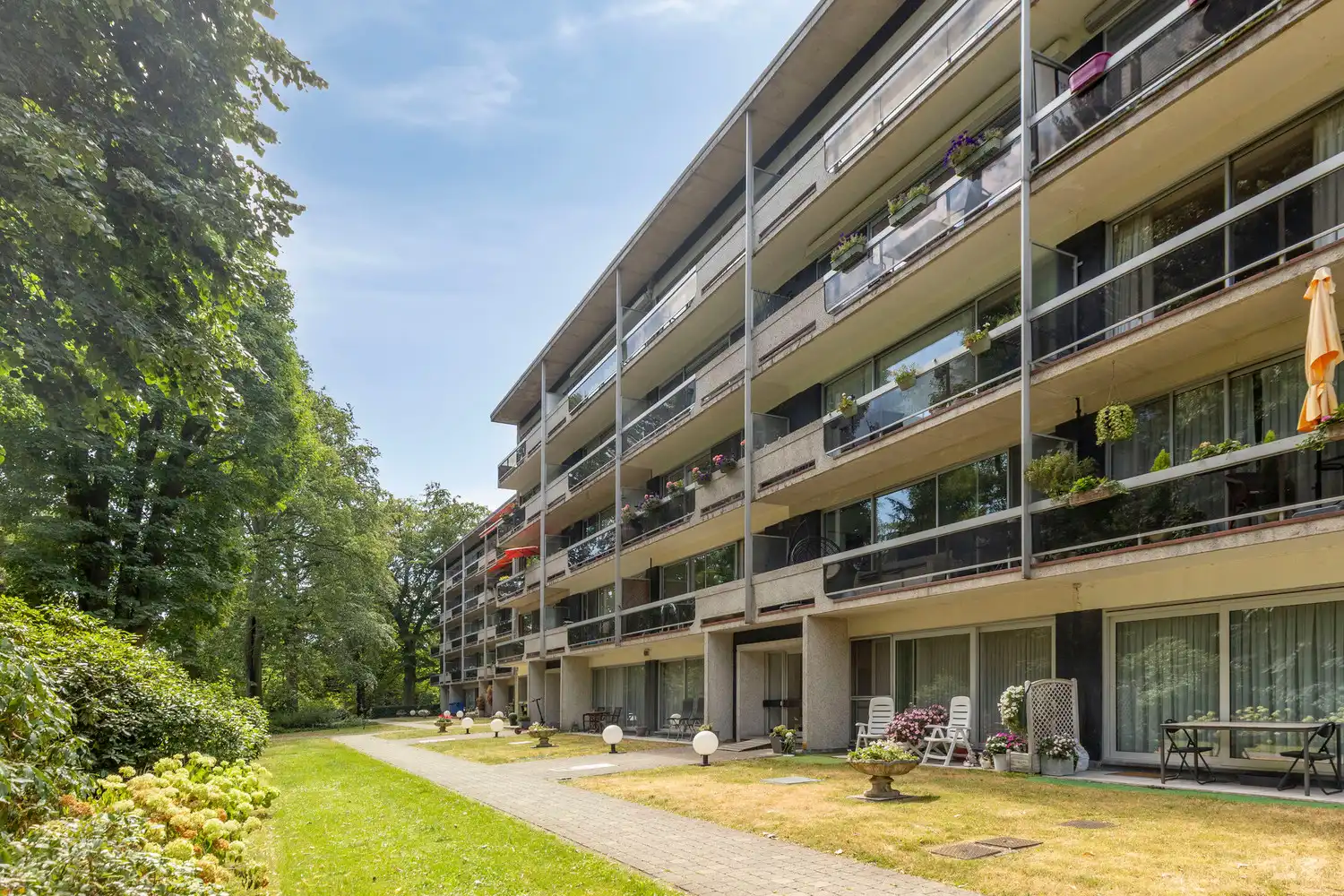 Te renoveren appartement (100m²) op 1ste verdieping met een uitstekende ligging aan de Hoogboomsteenweg in Kapellen! foto 19