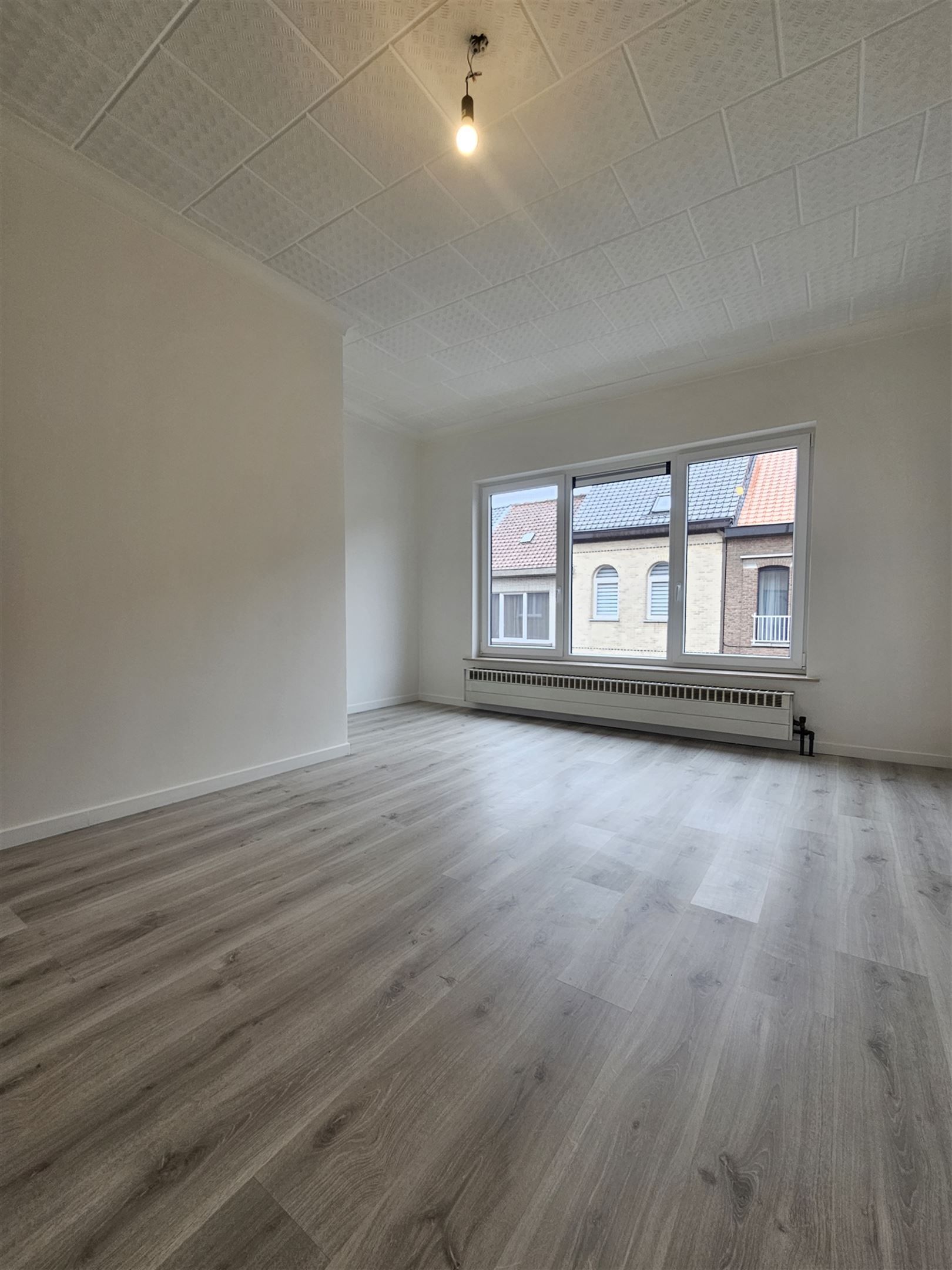 Woning met 3 slpks en tuin. foto 12