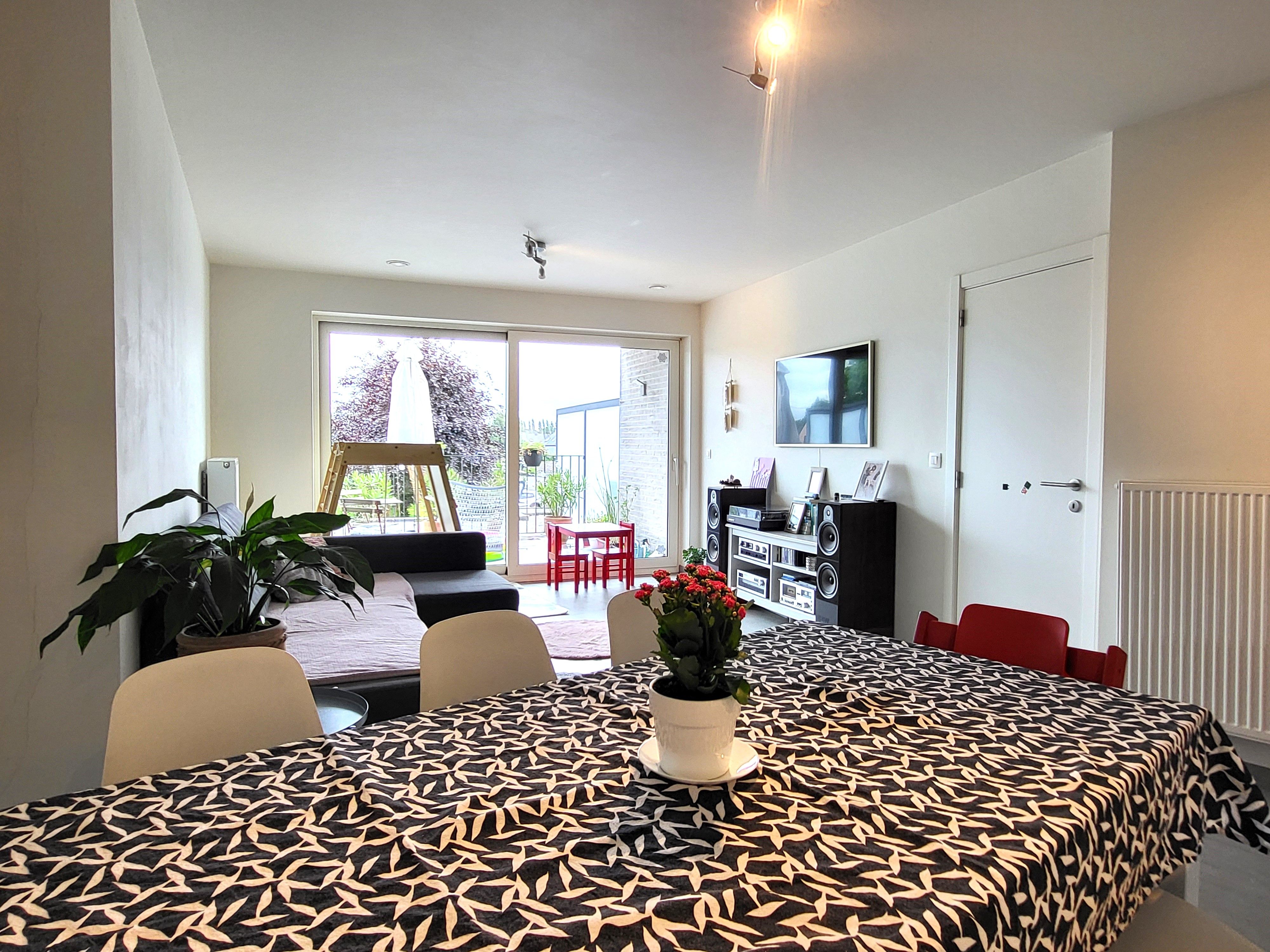 Prachtig appartement 81m² van 2017 met ruim terras en autostaanplaats, veel lichtinval!  foto 5