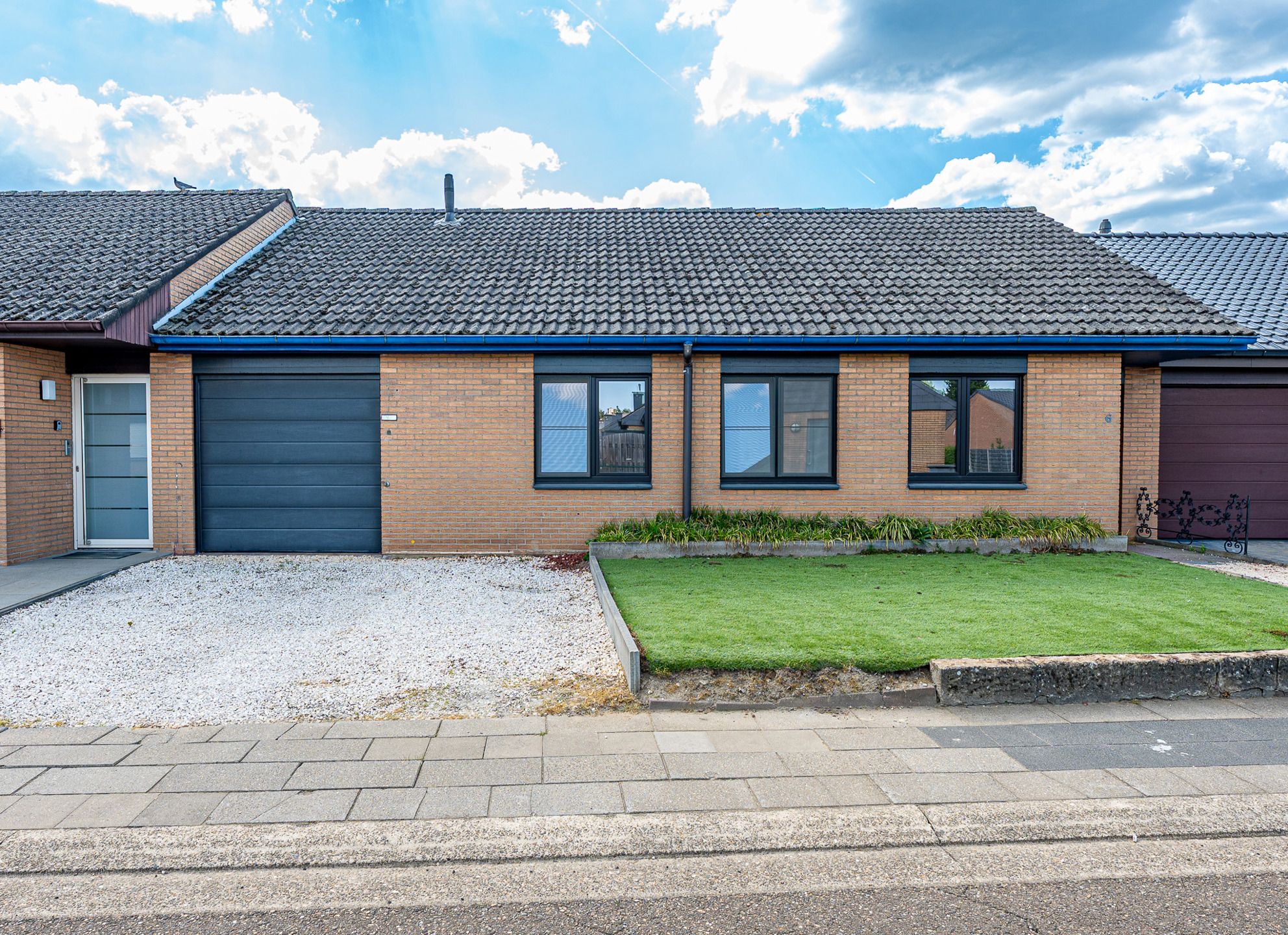Instapklare woning met tuin op rustige locatie nabij het centrum  foto {{pictureIndex}}