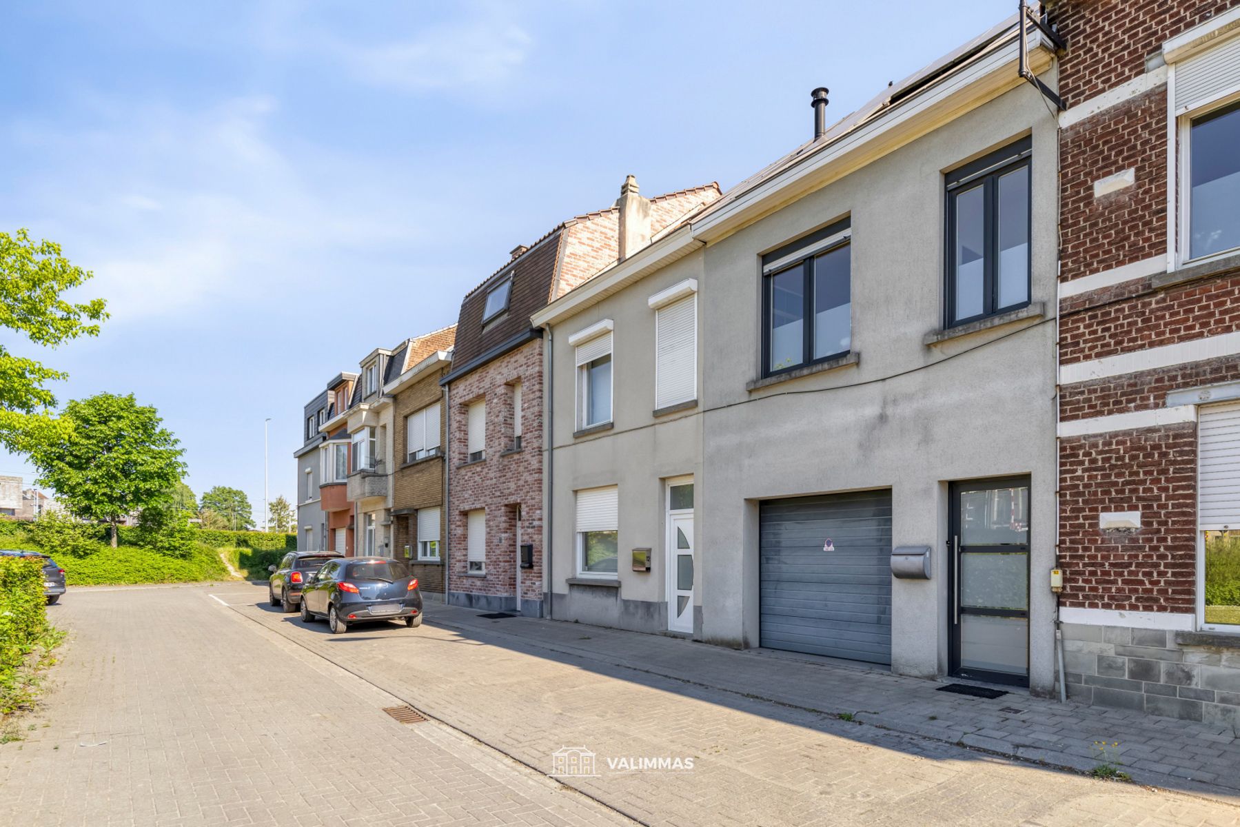 Hoofdfoto van de publicatie: Een verzorgde, instapklare rijwoning met garage & mooie tuin