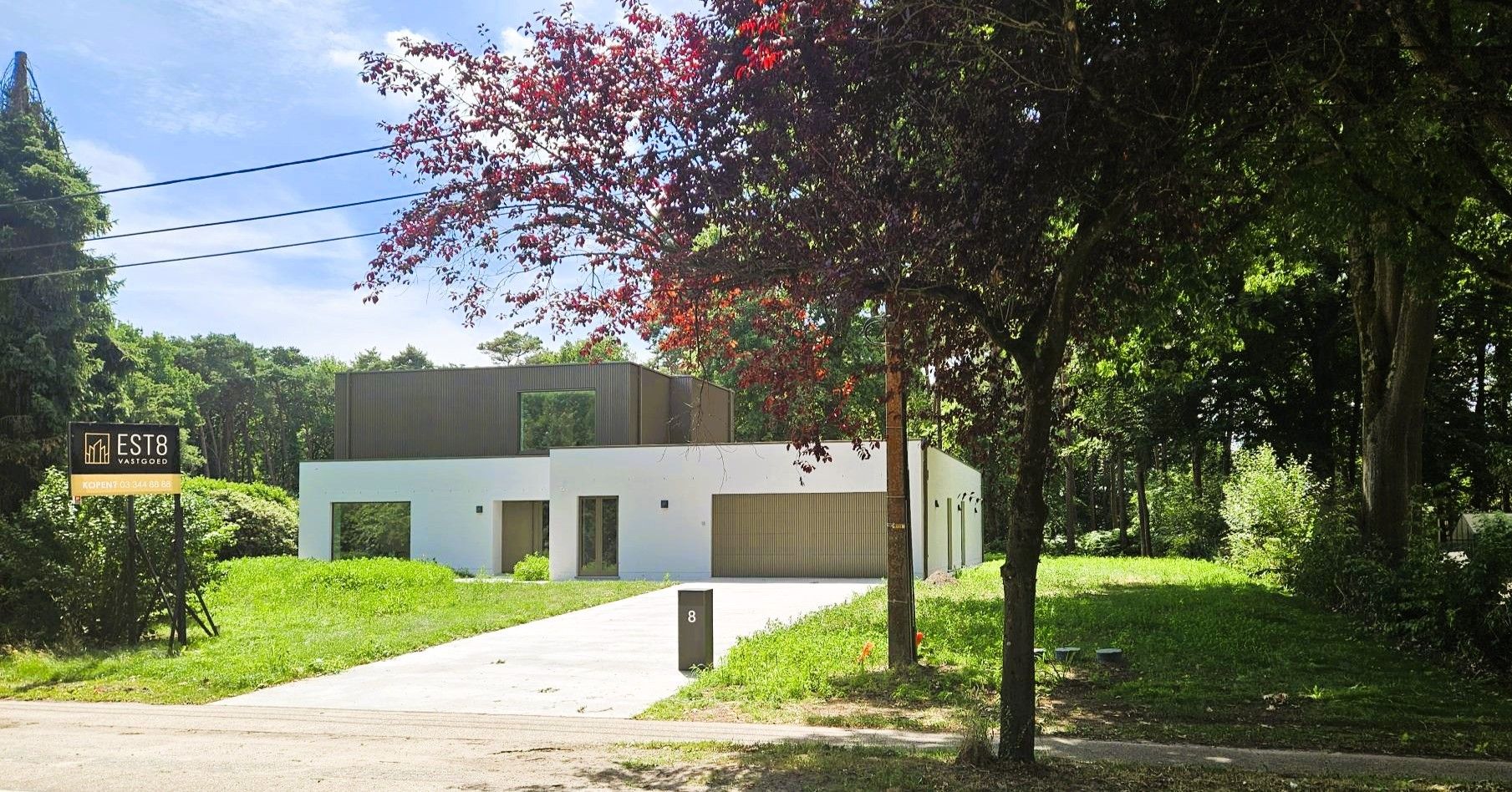 Moderne nieuwbouwvilla op prachtig perceel 4.718 m² - 2% RR! foto {{pictureIndex}}