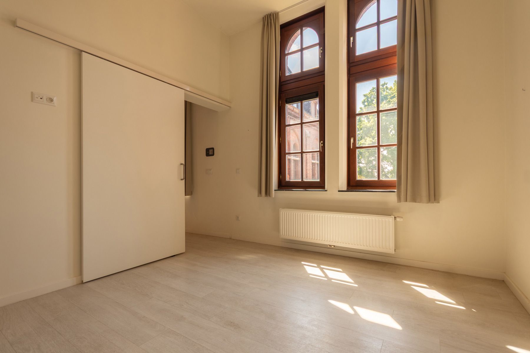 Assistentieflat met kelder in centrum Halle foto 12