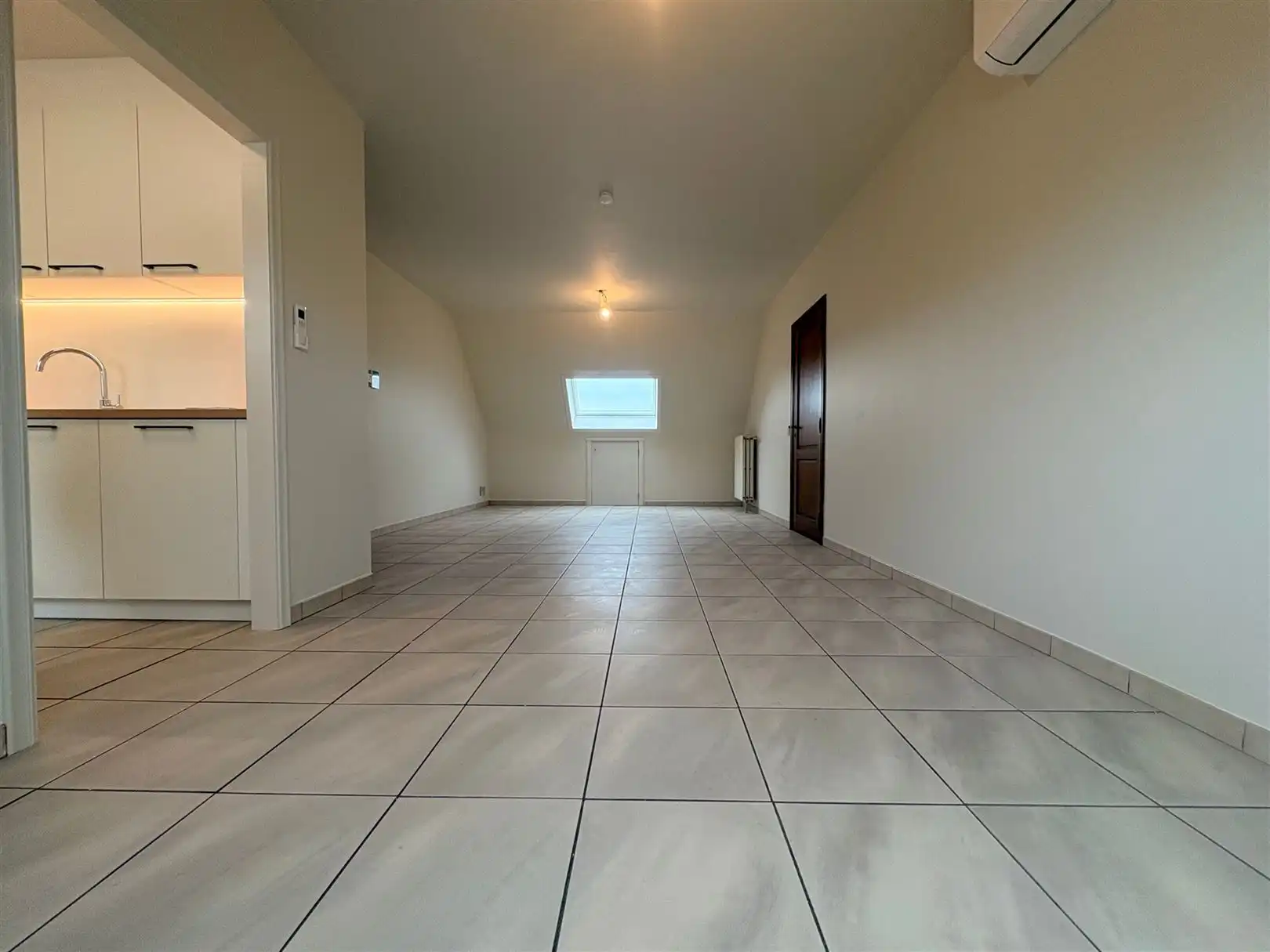 Instapklaar volledig gerenoveerd appartement met garage.  foto 12