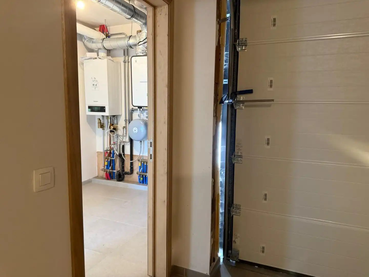 Instapklare nieuwbouwwoning in rustige recente woonwijk foto 12