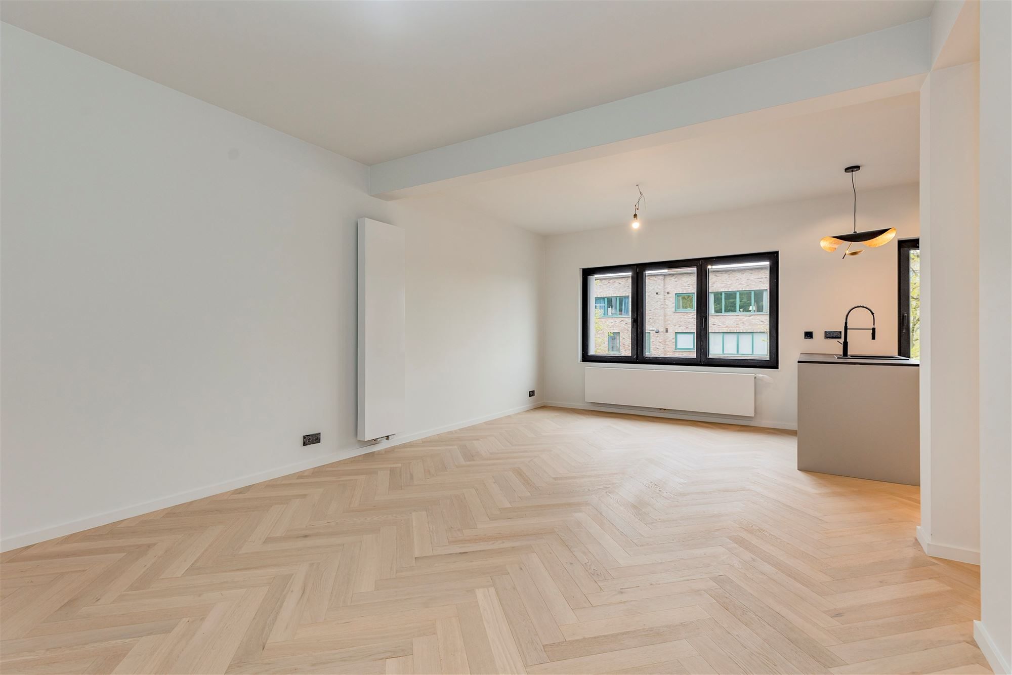 Super-de-luxe gerenoveerd appartement te Mortsel - 2 slk + zuidterras foto 4