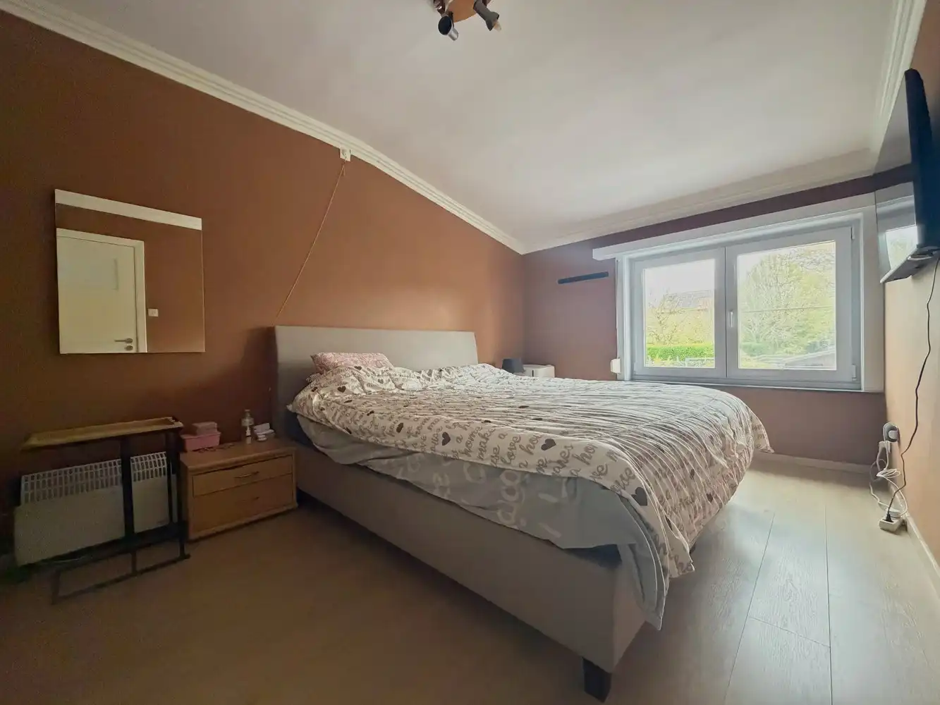 Lichtrijke woning met 3 ruime slaapkamers + zonnige tuin foto 13