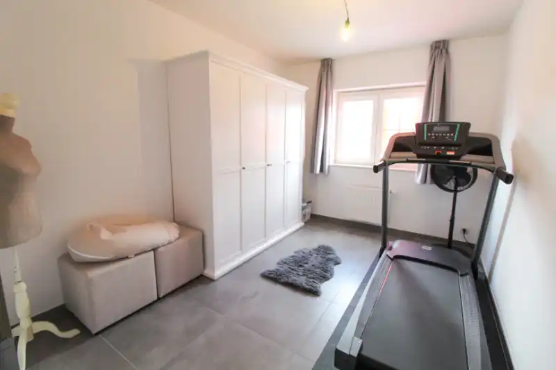 Prachtige moderne woning te huur vlakbij centrum Roeselare foto 11