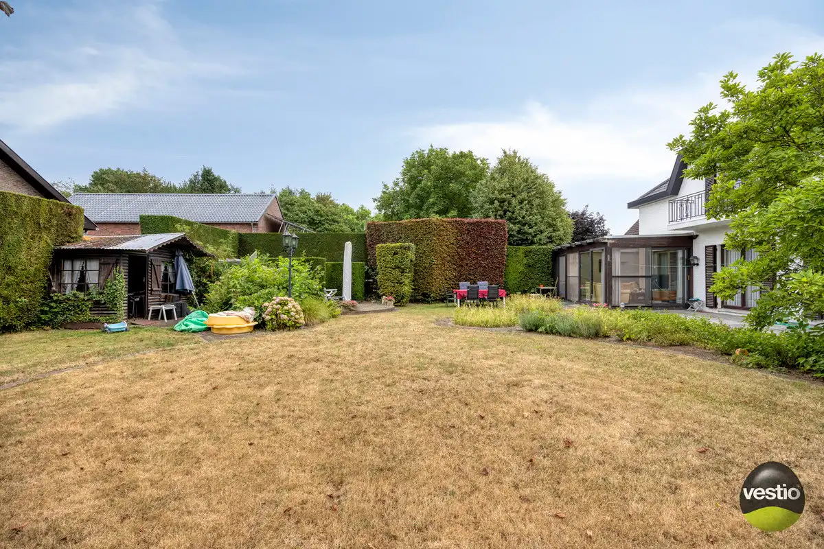 ROYALE WONING MET DOKTERSPRAKTIJK TE BILZEN HOESELT. foto 31