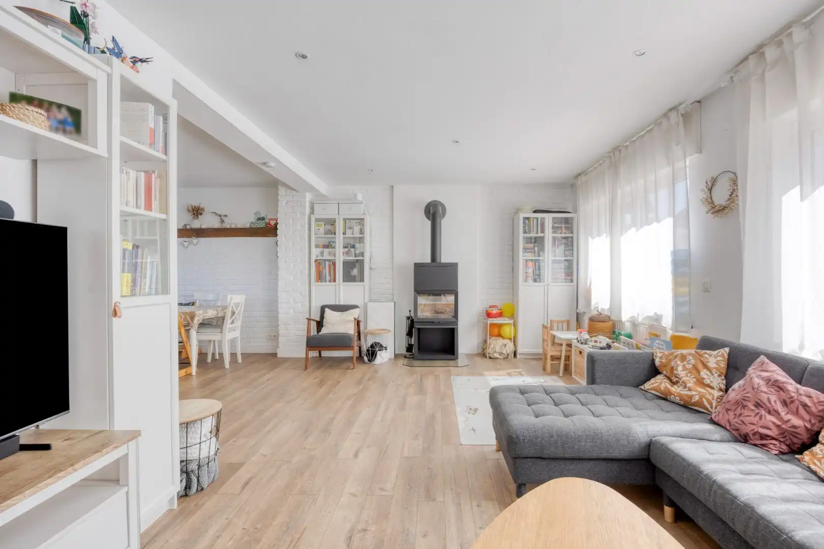 Gerenoveerde woning 3/4 kamers + garage 1652 ALSEMBERG (BEERSEL) foto 4