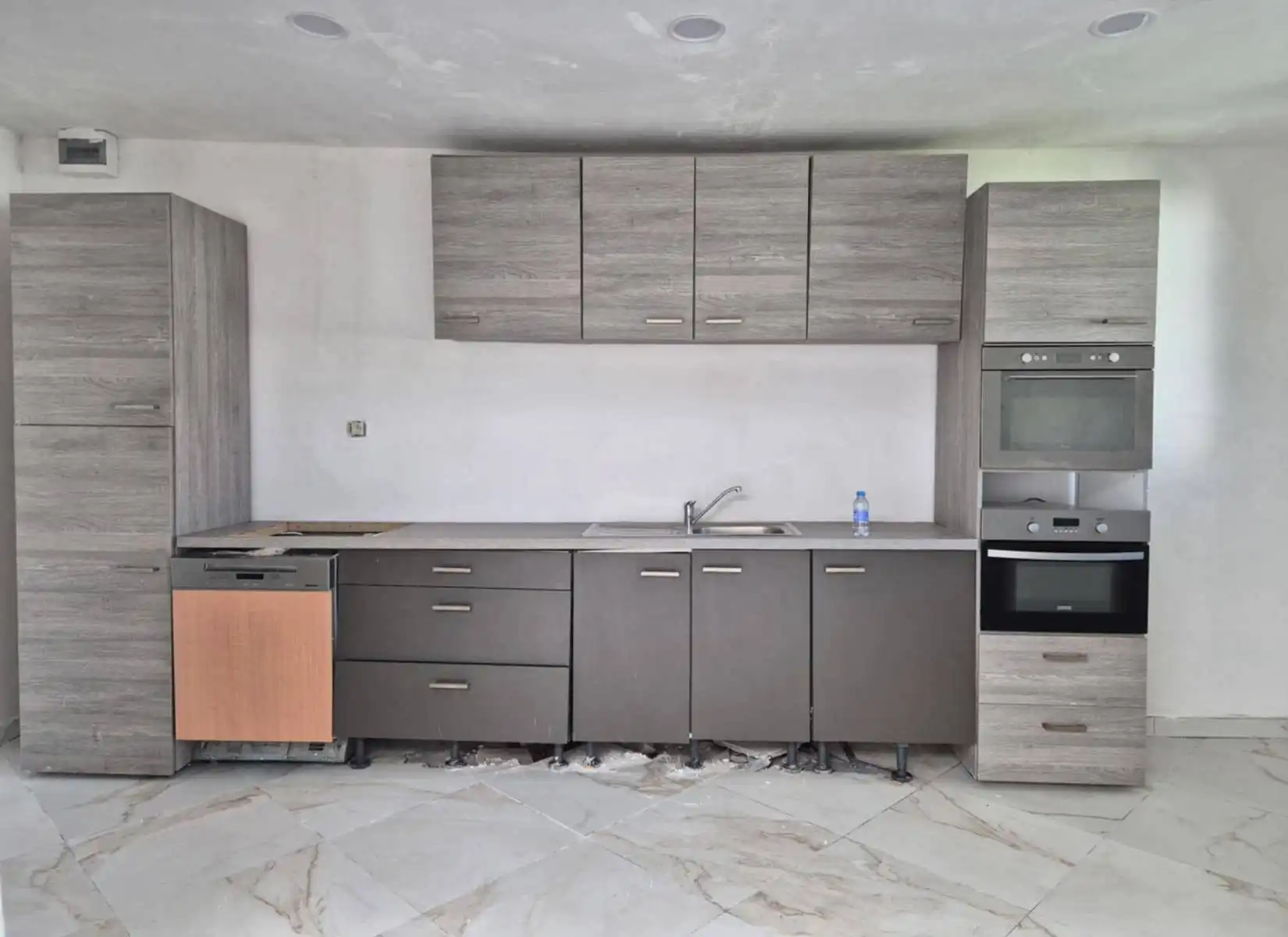 Gelijkvloers appartement 152 m² met tuin van 60 m² foto 9