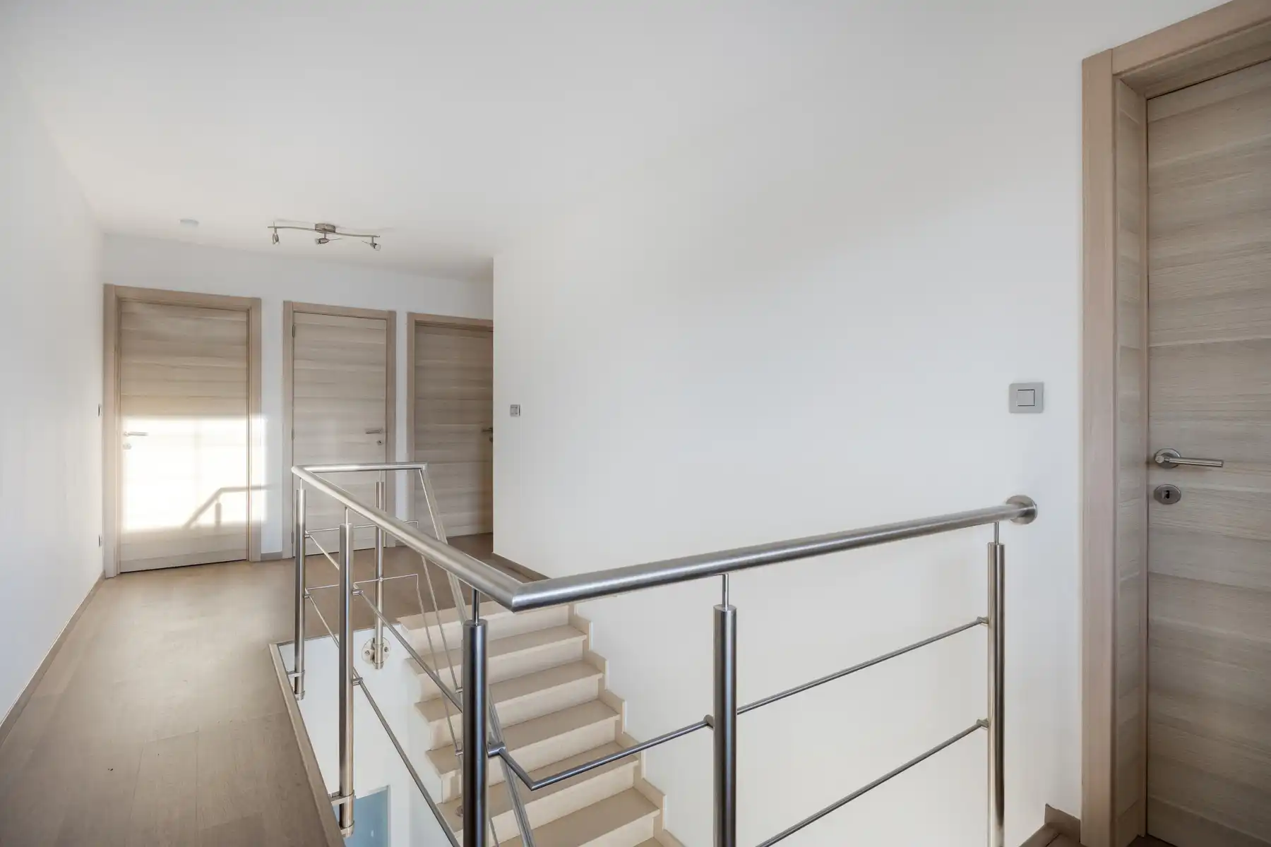 Luxueuze woning met 4/5 slpk. op 11a90ca in Neeroeteren.  foto 20