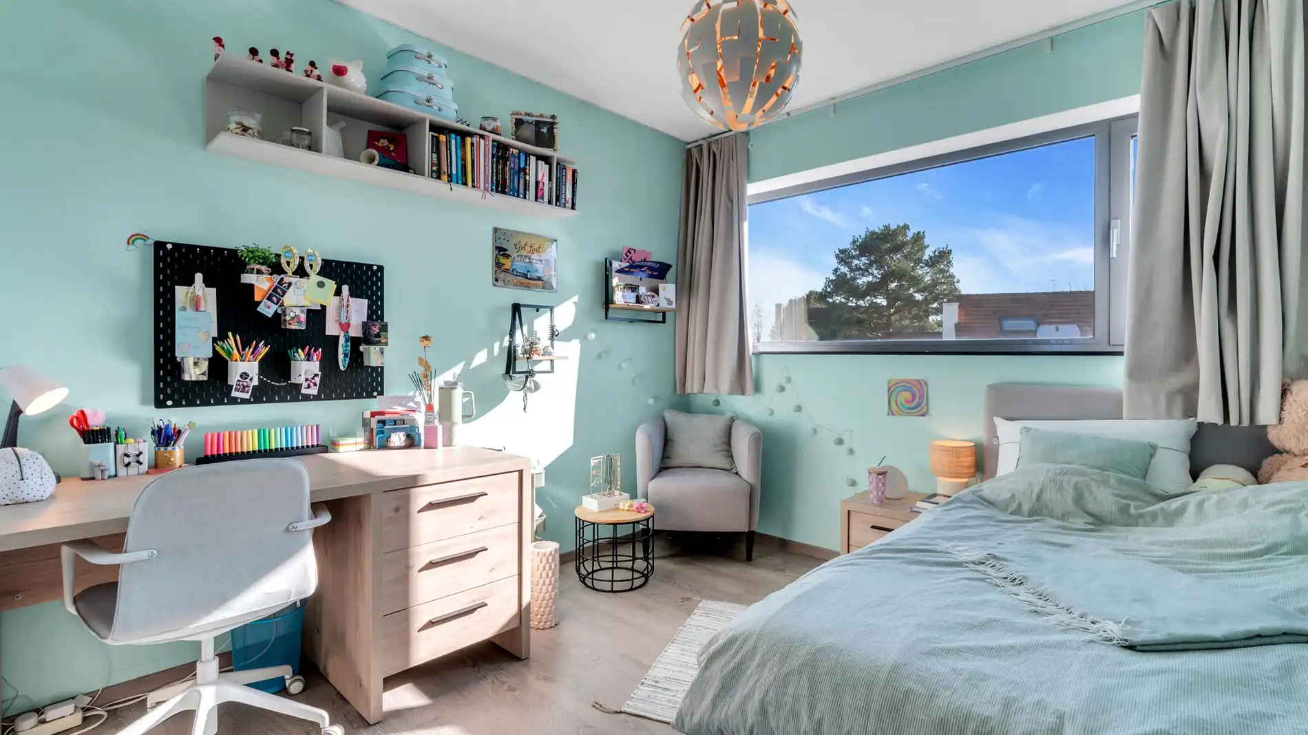 TIELT-WINGE - ruime & recente vrijstaande woning 6 slks foto 10