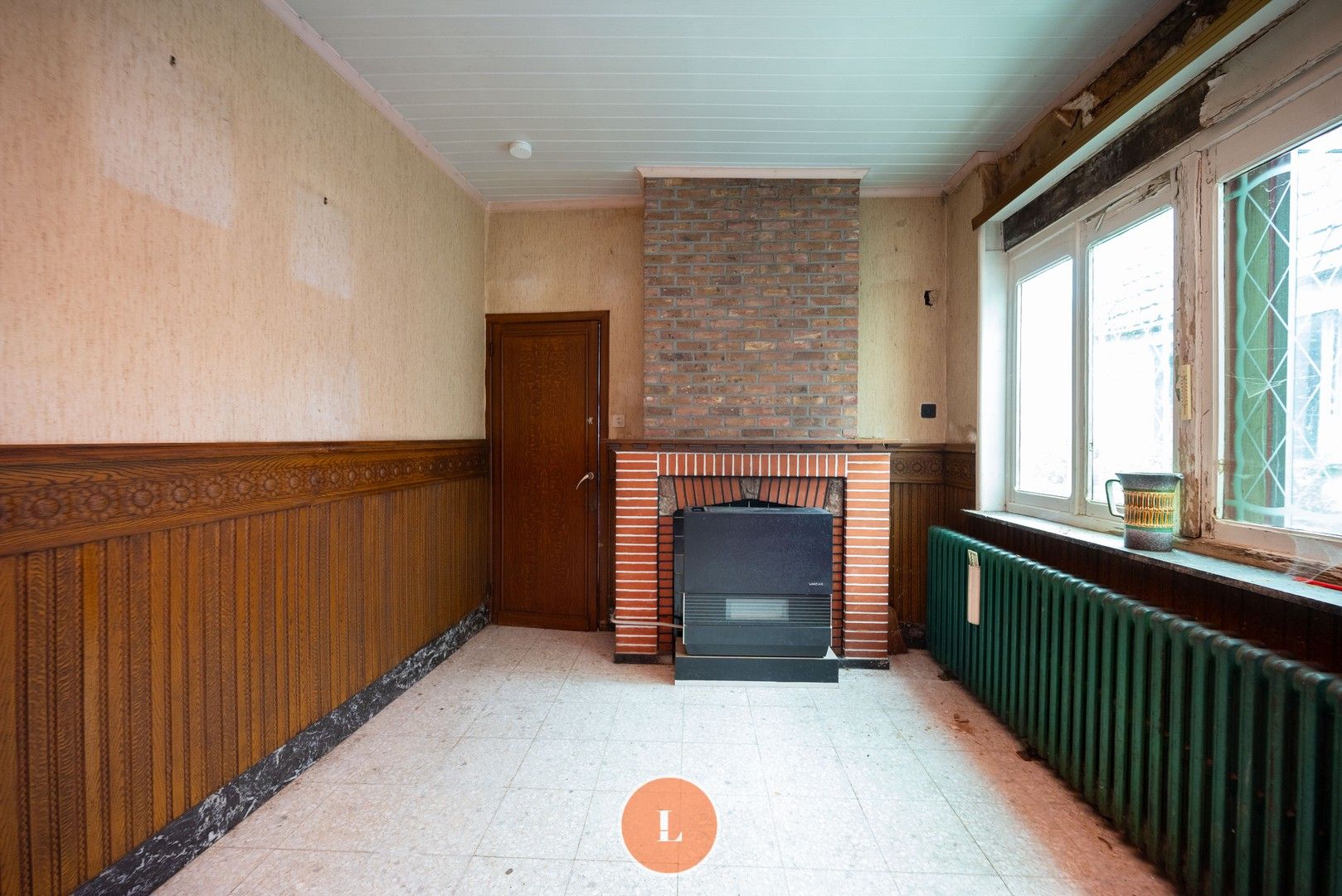 Te Koop: Ruime Woning in Centrum Menen - Perfect voor Renovatie of Projectgrond foto 2