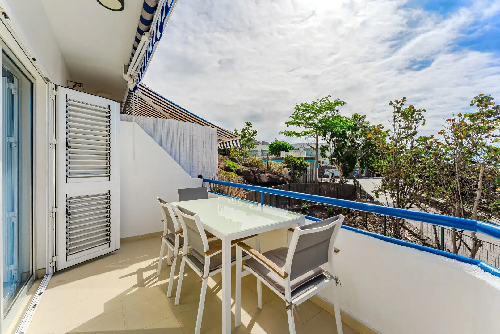  Gerenoveerd appartement met toegang tot het strand foto 2