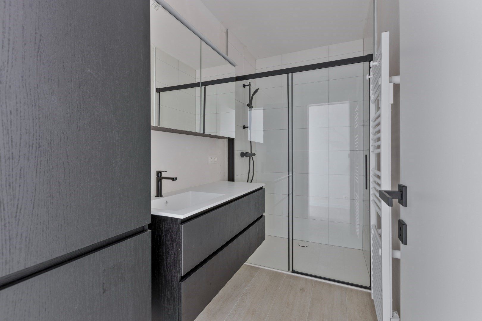 BEN-Nieuwbouwappartement met ruim terras en lift centrum Tongeren (GEEN BTW) foto 16