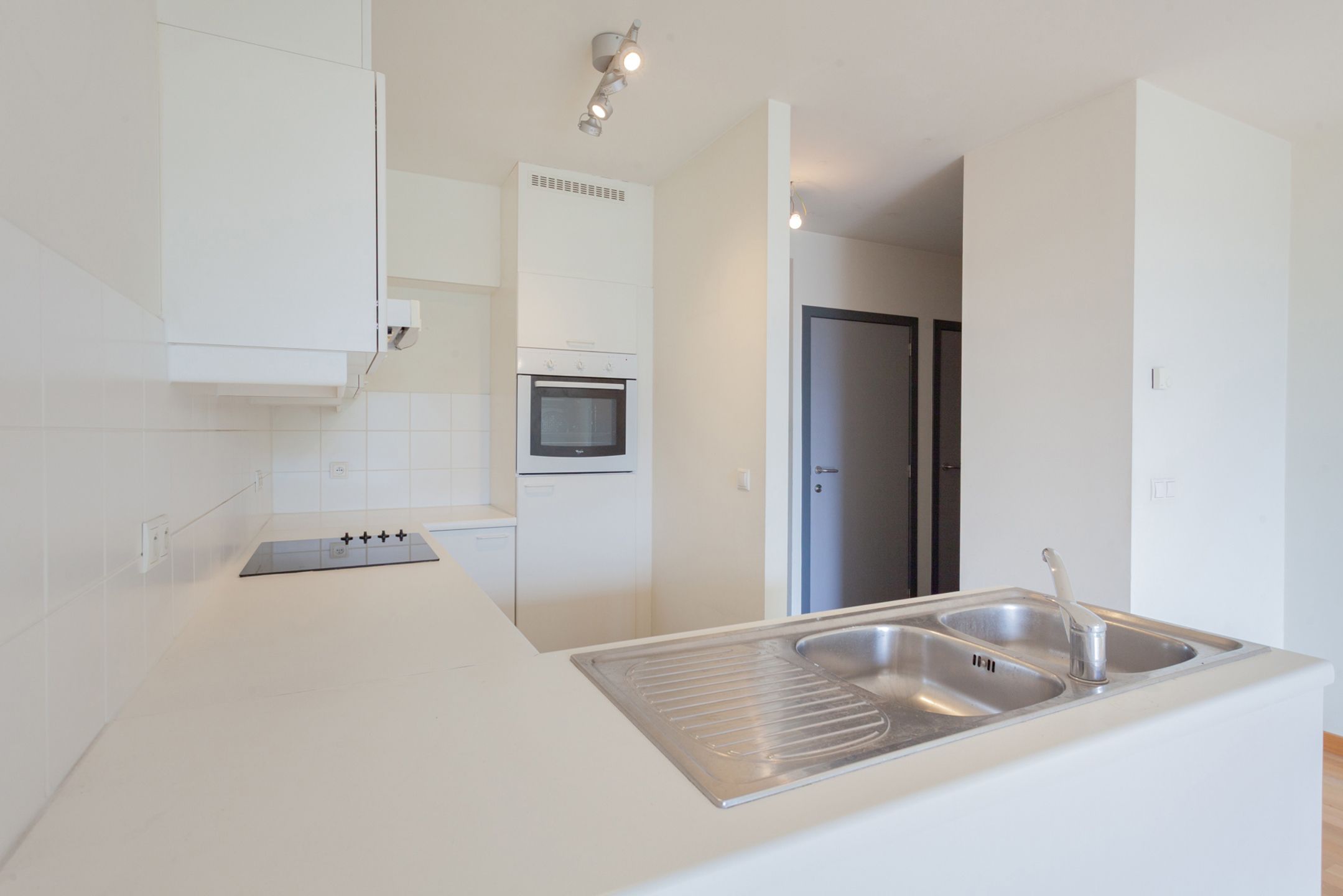 Lichtrijke 2 slaapkamer appartement in Gent Centrum foto 10