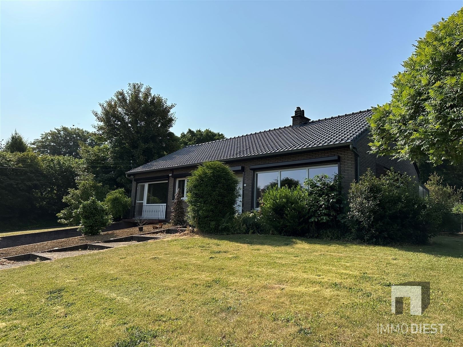 Woning met 3 slaapkamers en zonnige tuin foto 2