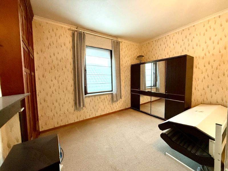 Ruime woning met 3 slaapkamers en dubbele garage foto 18