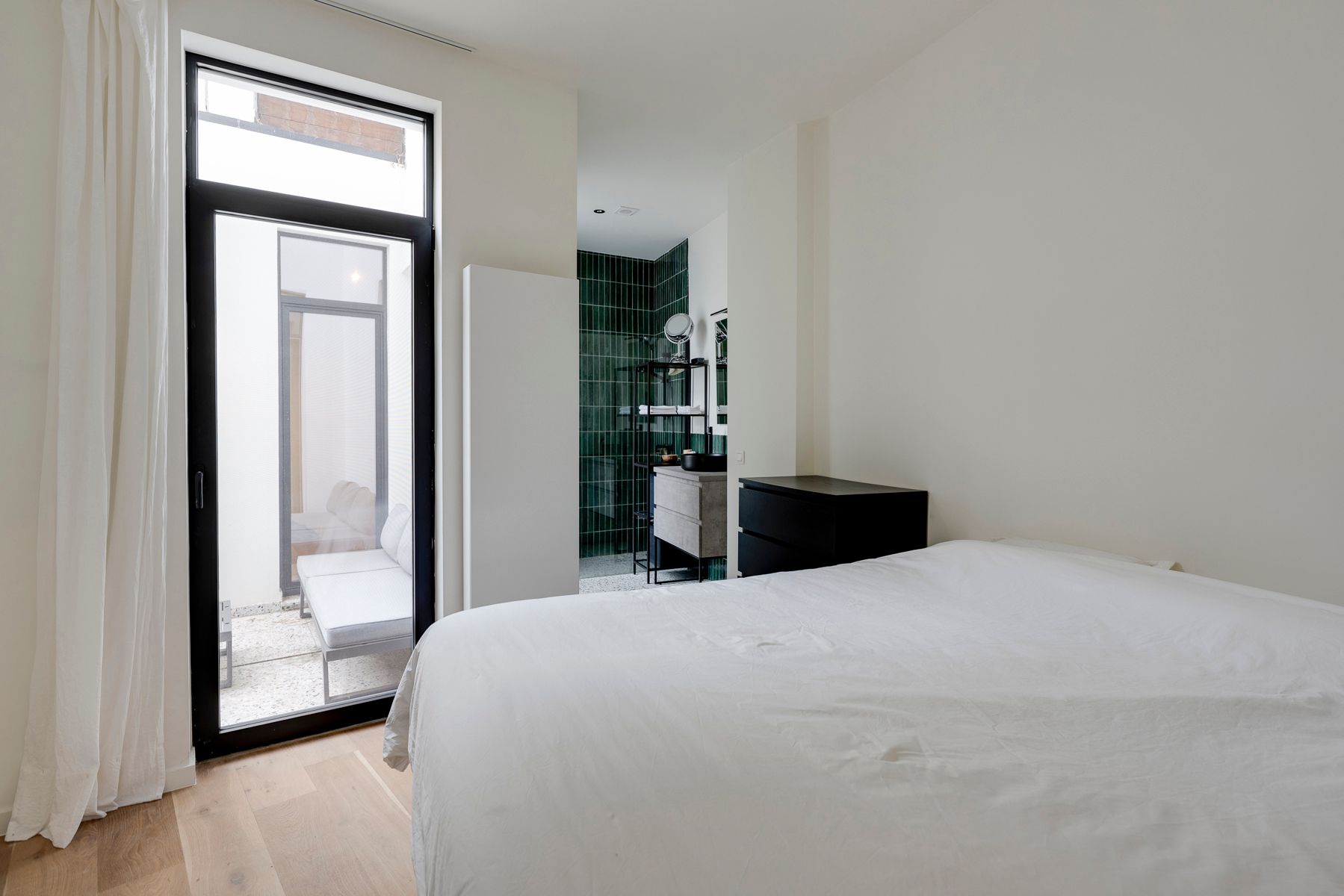 Gelijkvl 2slpk appartement met buitenruimte aan Theaterbuurt foto 9