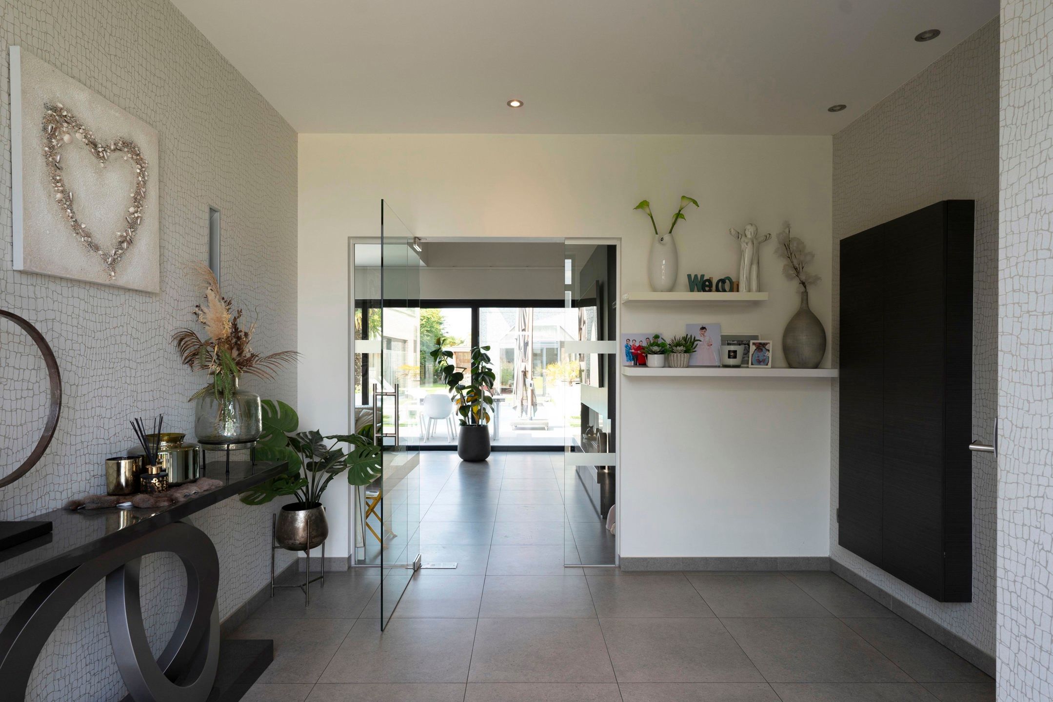 Uniek Bedrijfsgebouw & Luxe Villa In Beveren Te Koop foto 5