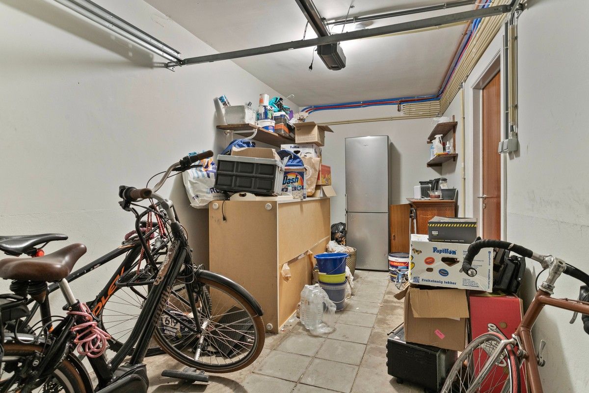 Te renoveren rijwoning op centrale locatie foto 8