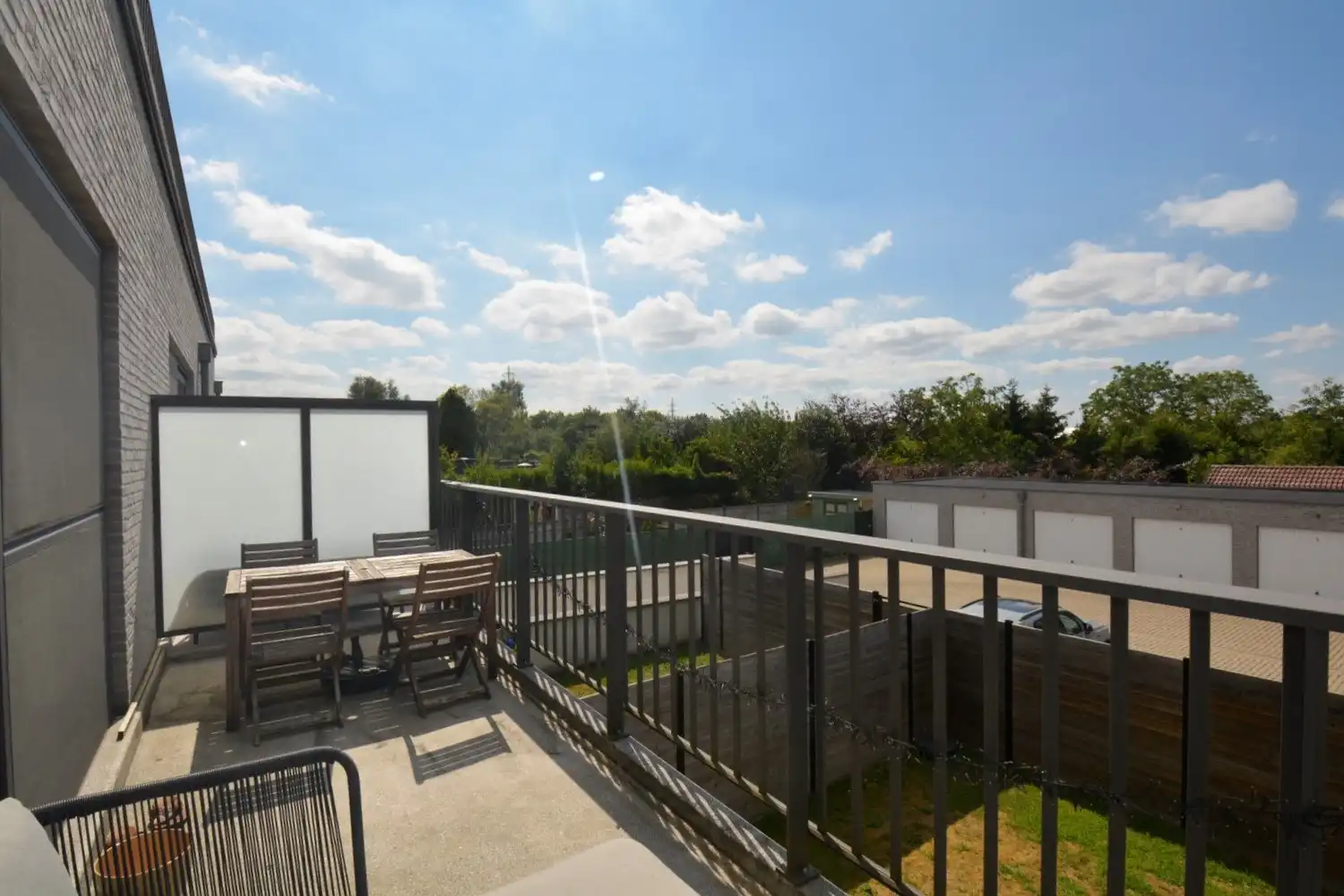 RECENT APPARTEMENT MET 2 SLK, TERRAS EN PARKING! foto 10