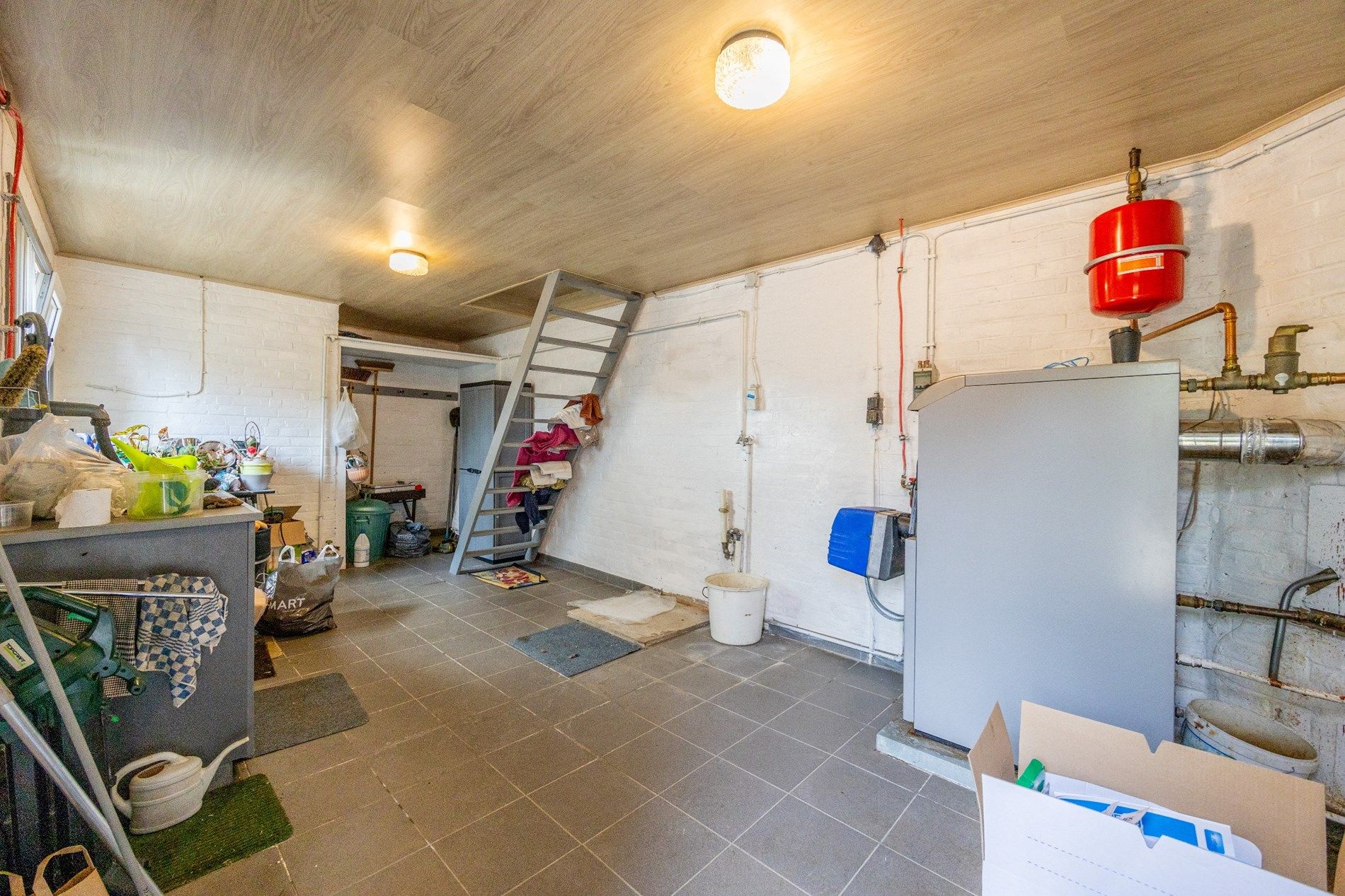 CHARMANT TE RENOVEREN WONING MET LANDELIJK VERZICHT foto 13