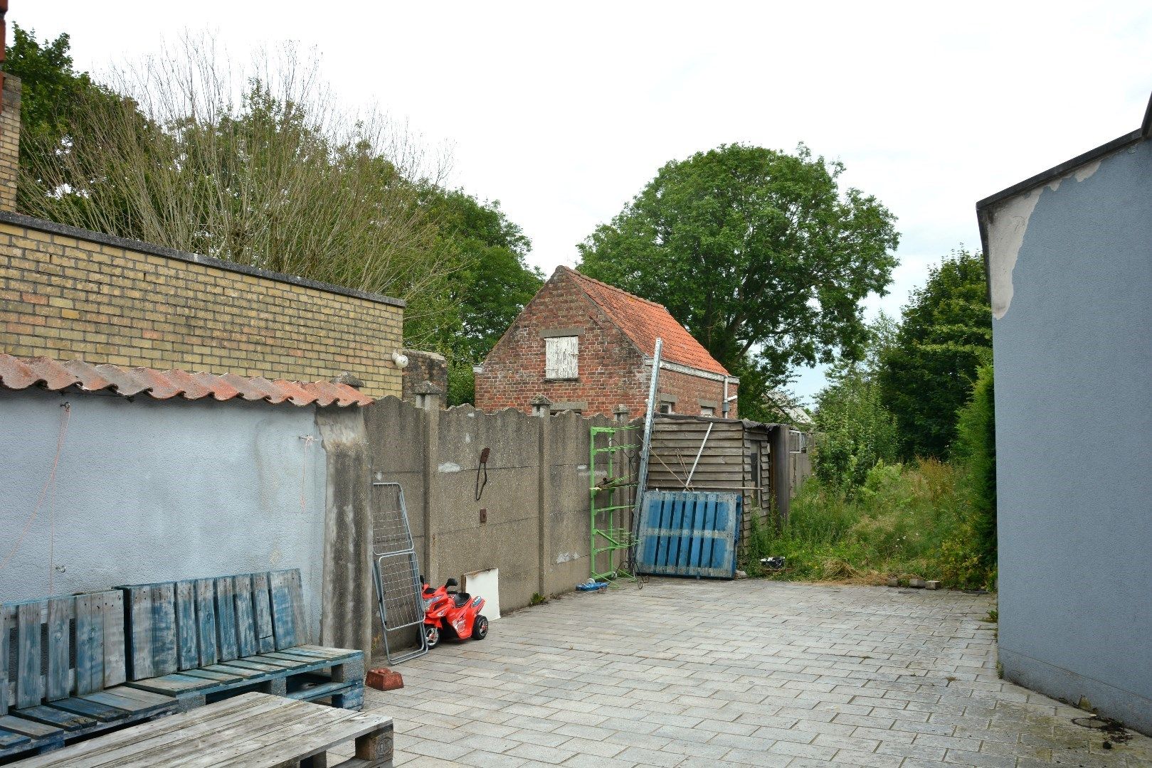 Handelspand met woonst op uitstekende locatie te Eernegem foto 17