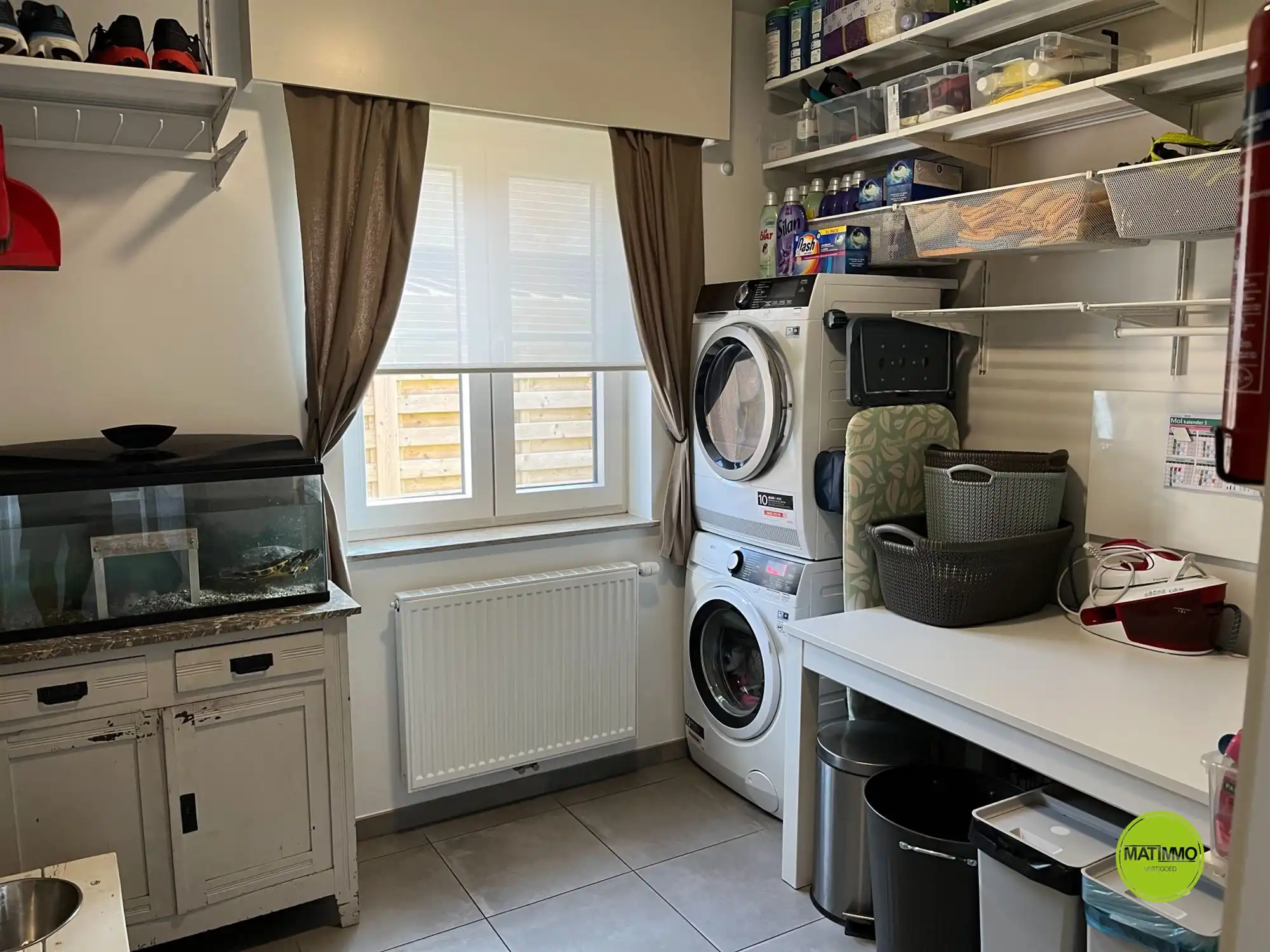 Instapklare BEN-woning in rustige, groene straat te Mol foto 8