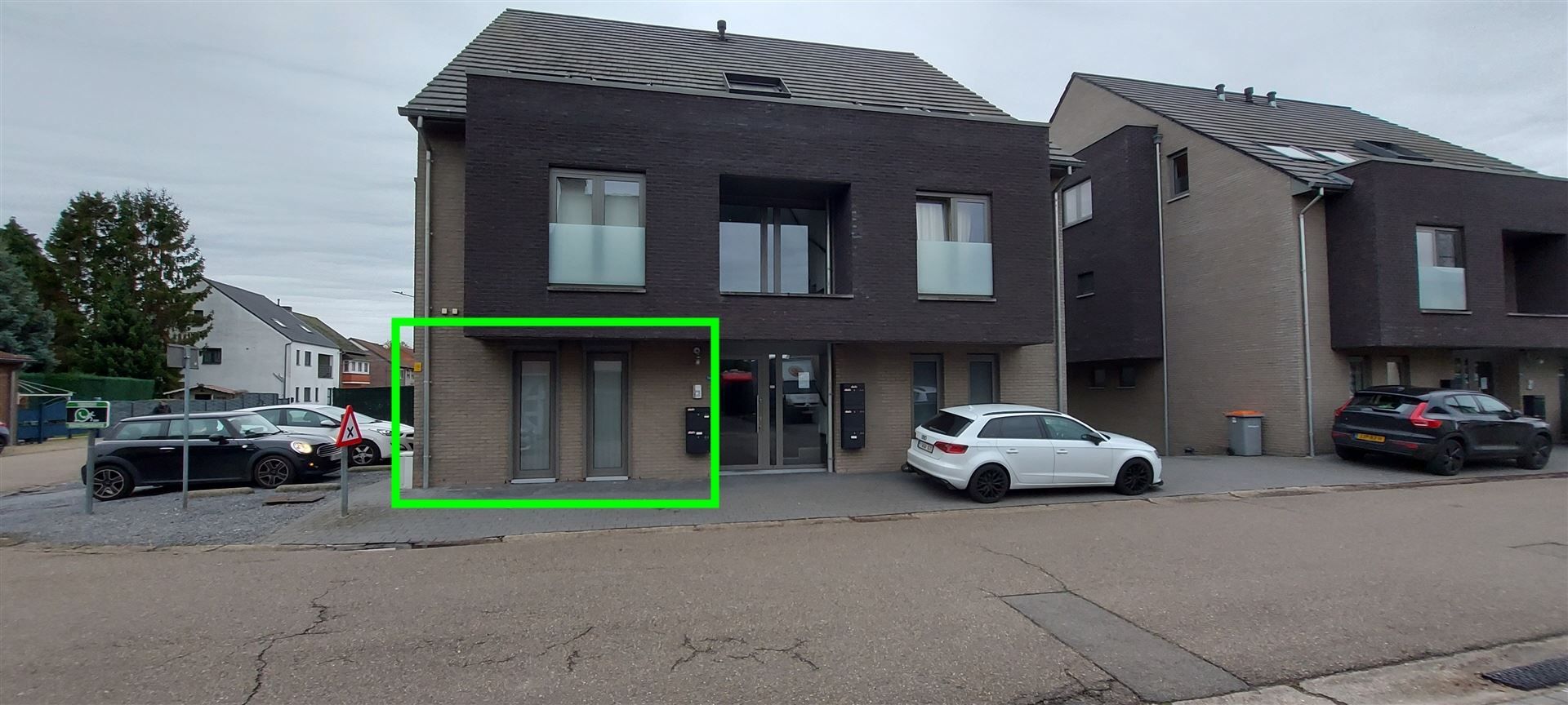 Appartement foto {{pictureIndex}}