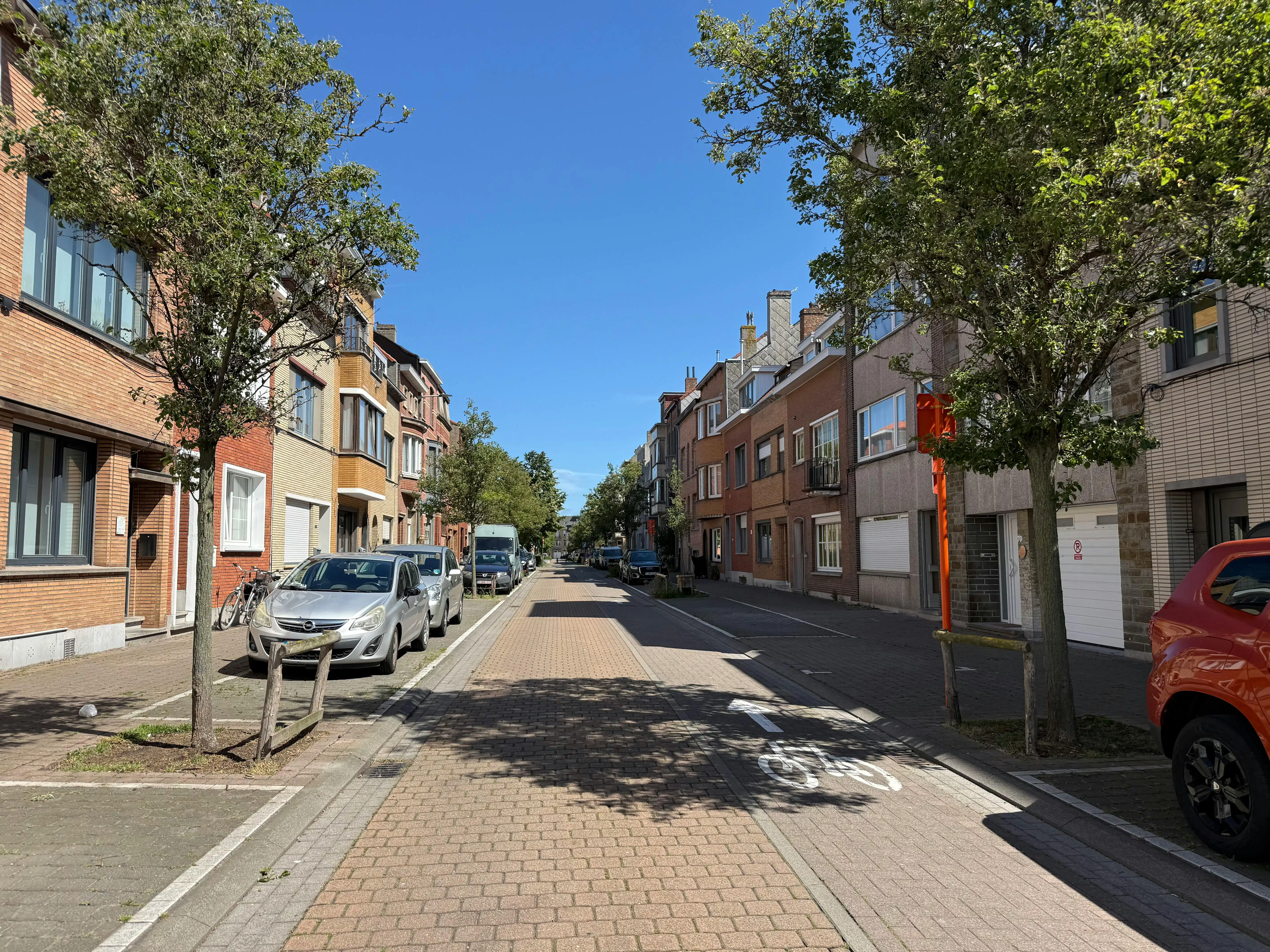 Instapklare woning met 3-slaapkamers, garage en ruim terras  foto 22